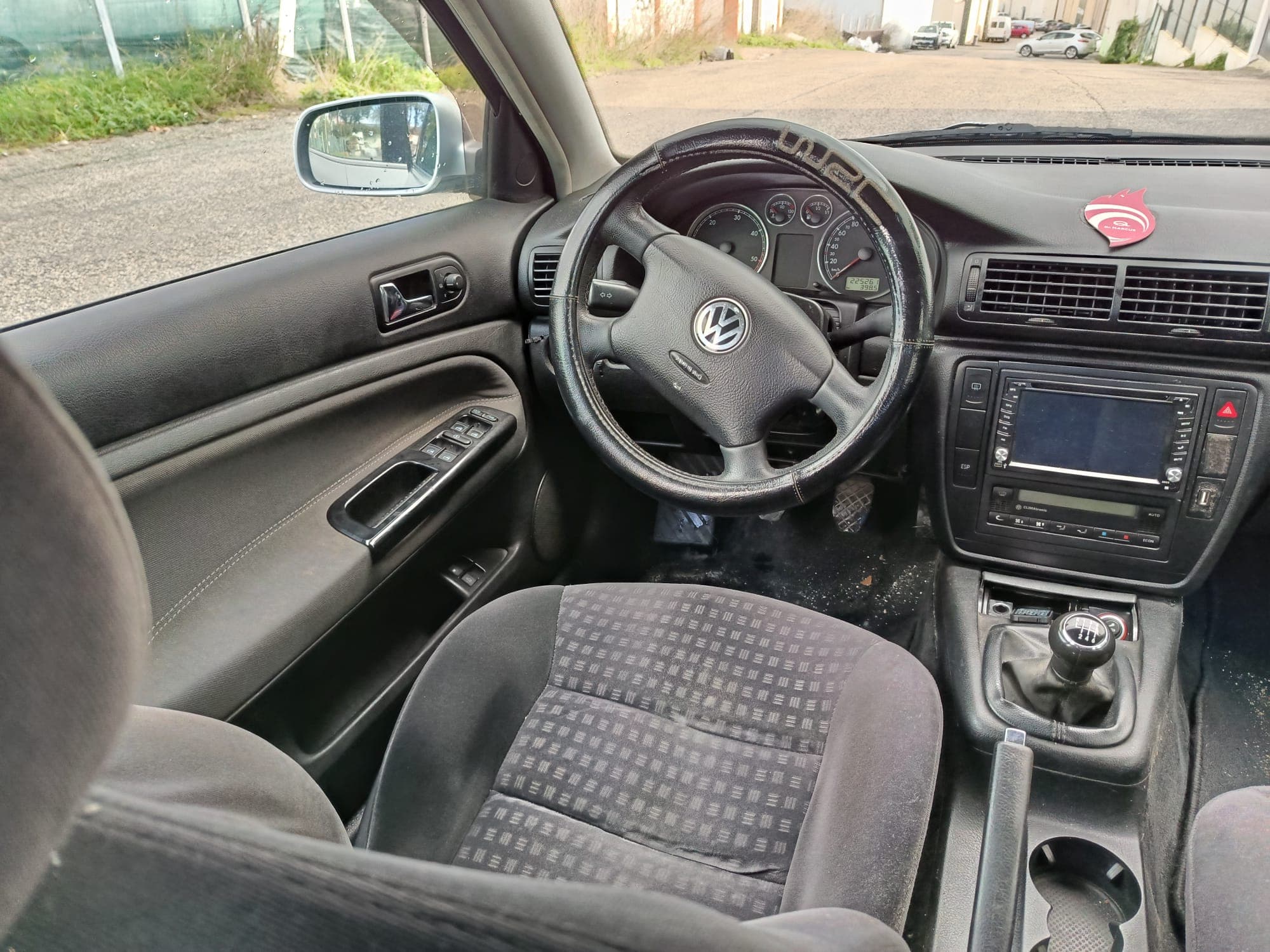 Volkswagen Passat · Ano 2001 — imagem 16