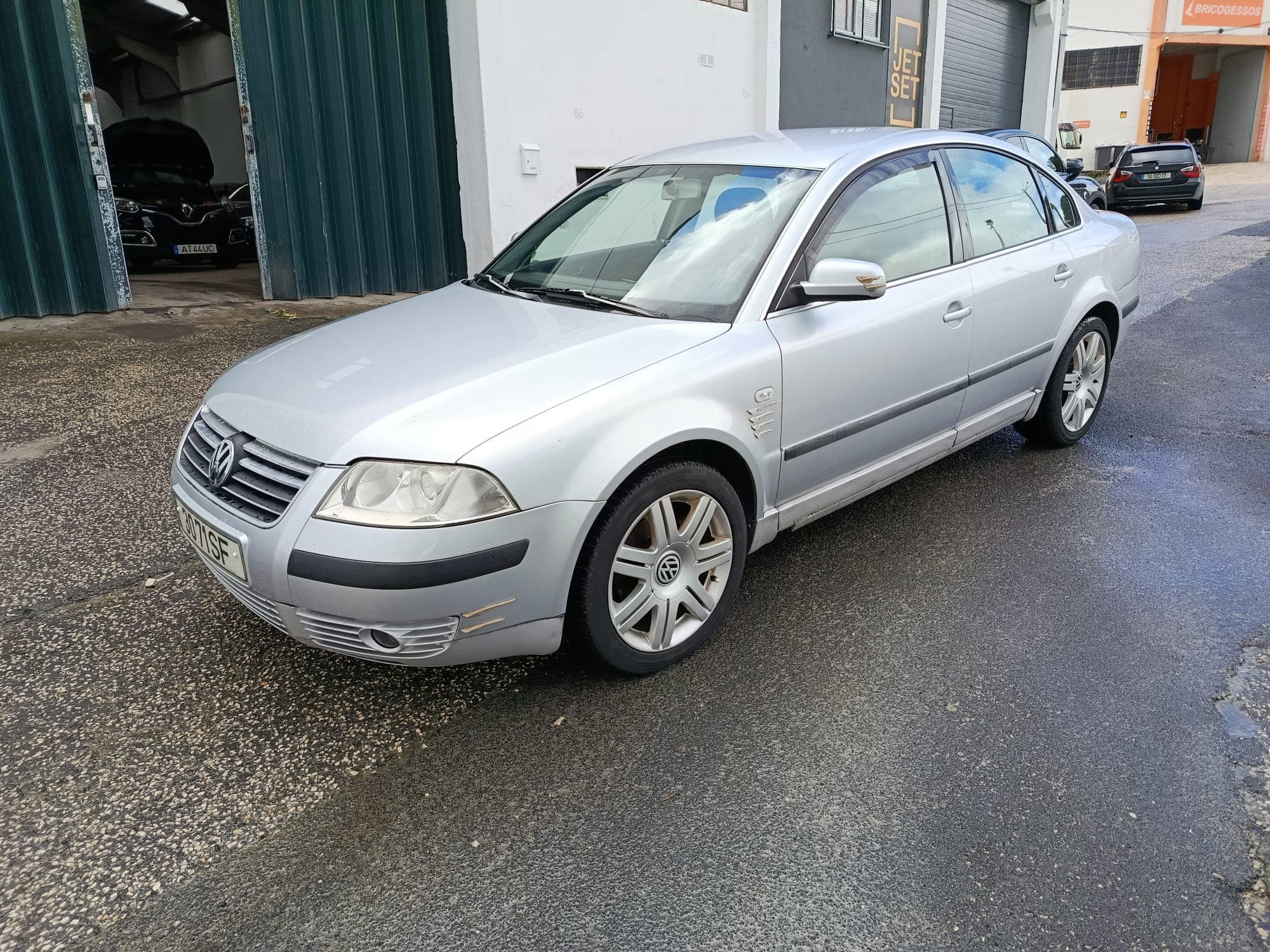 Volkswagen Passat · Ano 2001 — imagem 1