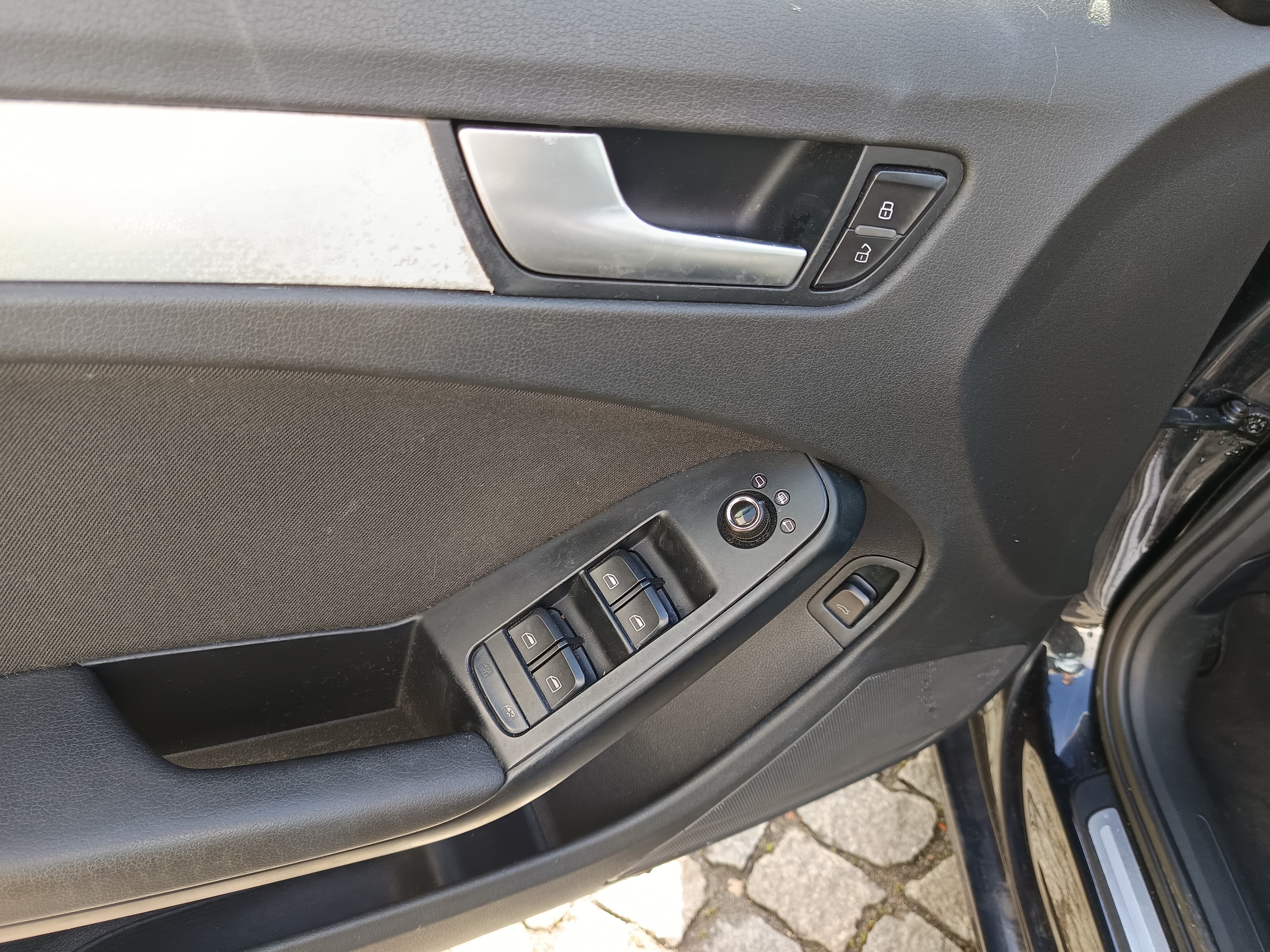 Audi A4 · Ano 2009 — image 32