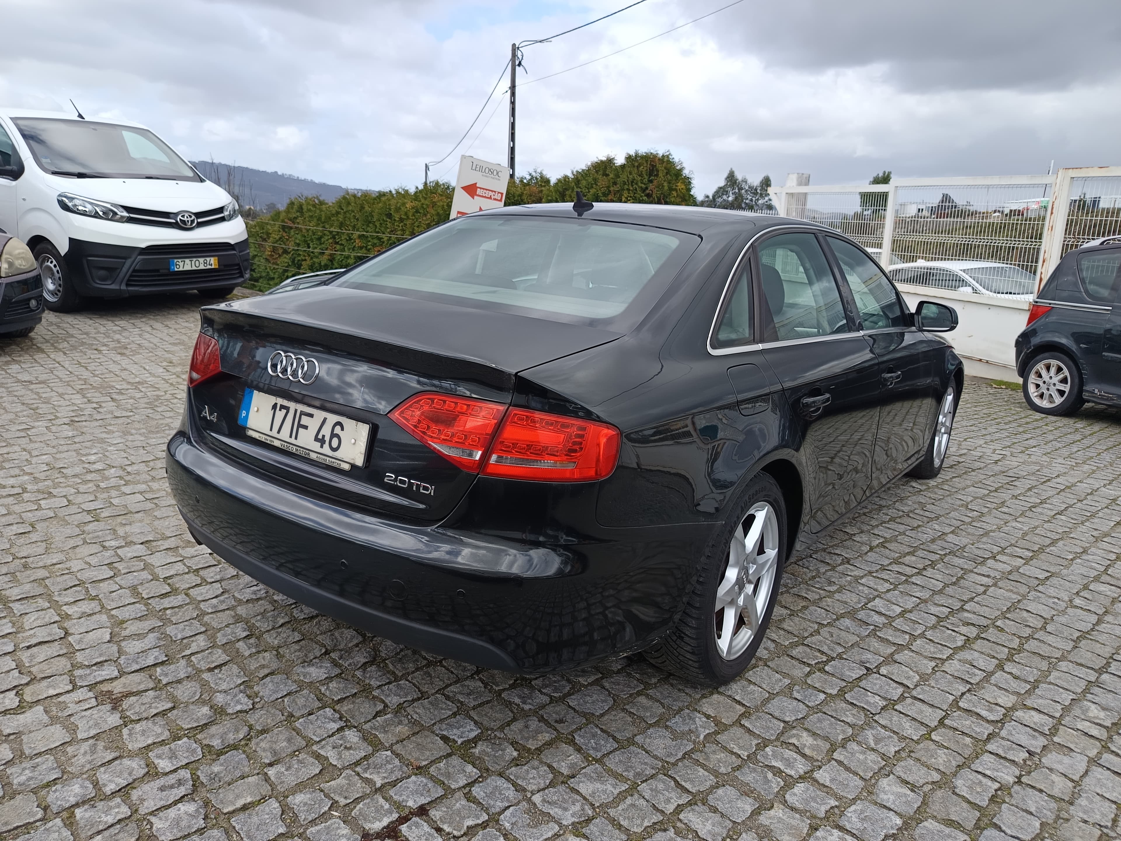 Audi A4 · Ano 2009 — image 4