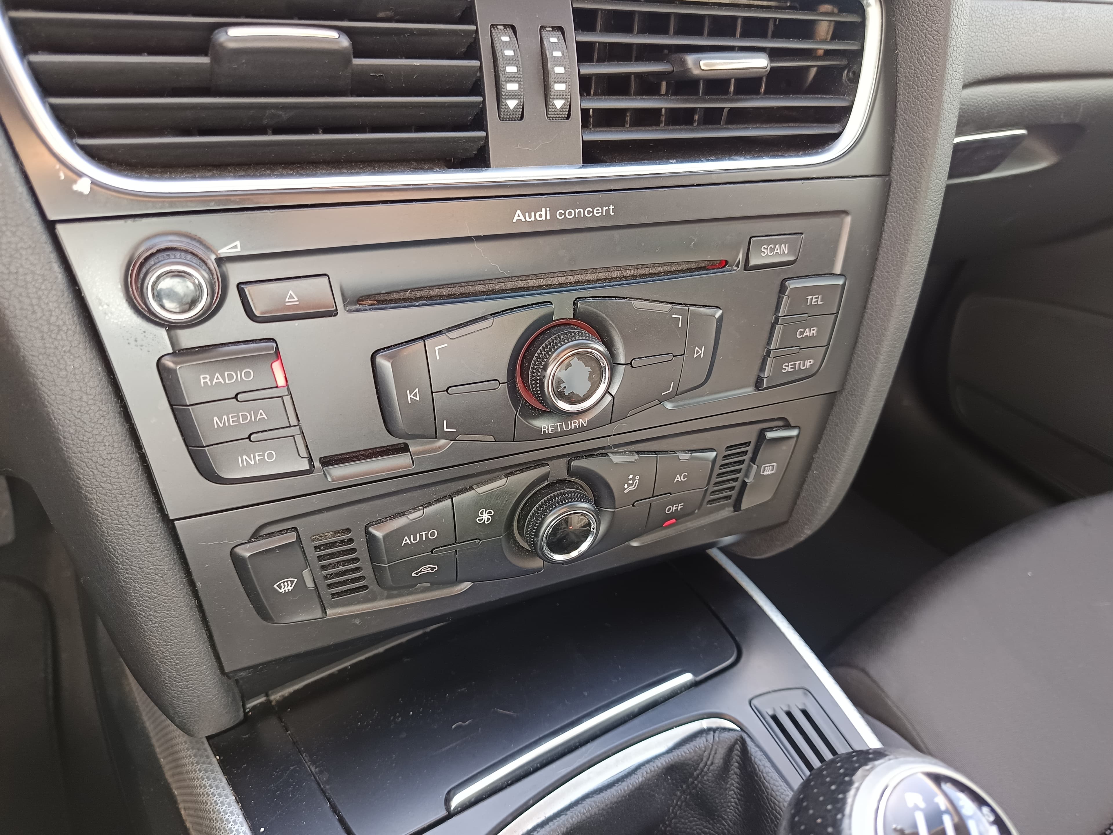 Audi A4 · Ano 2009 — image 38