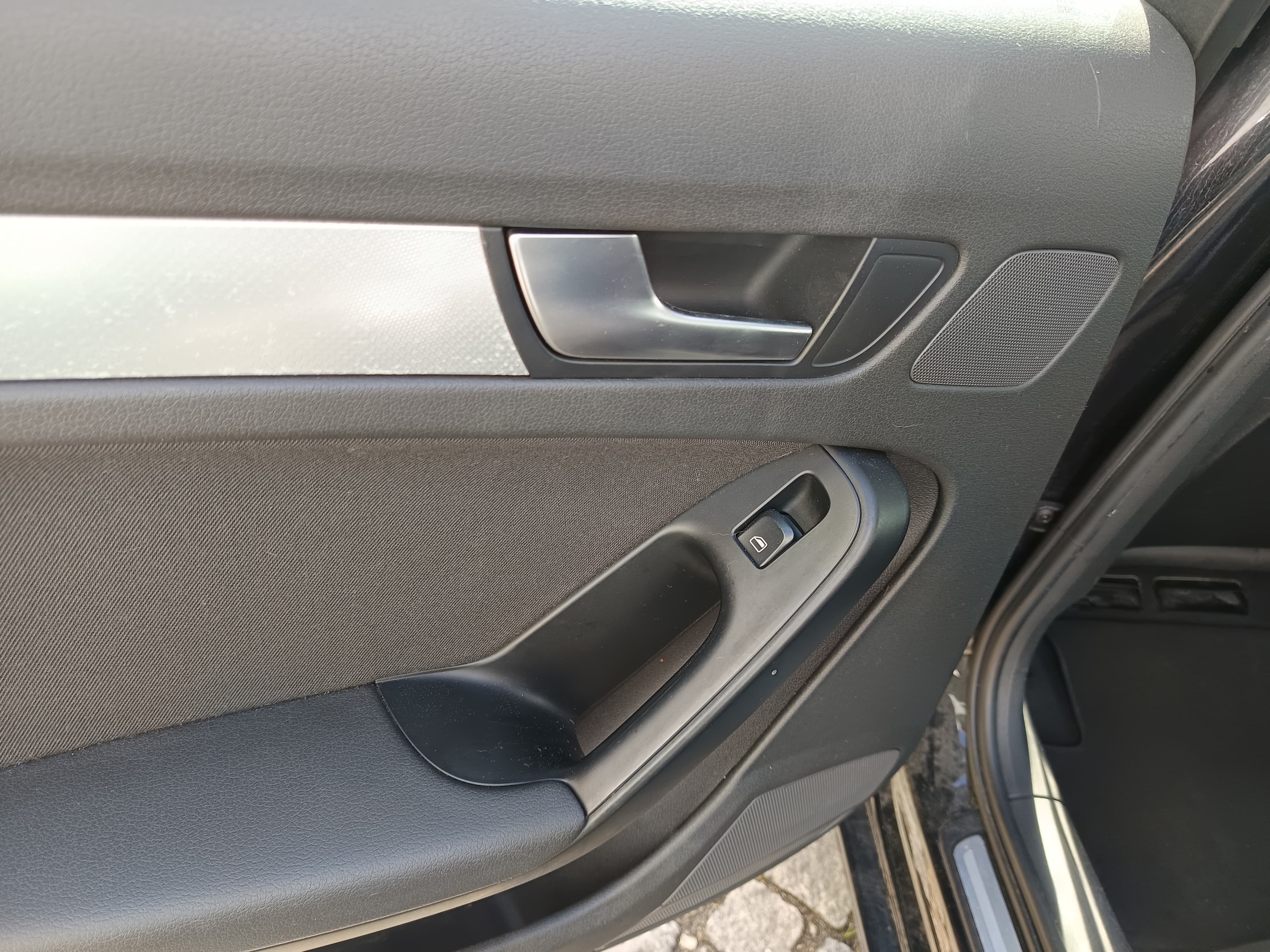 Audi A4 · Ano 2009 — image 29