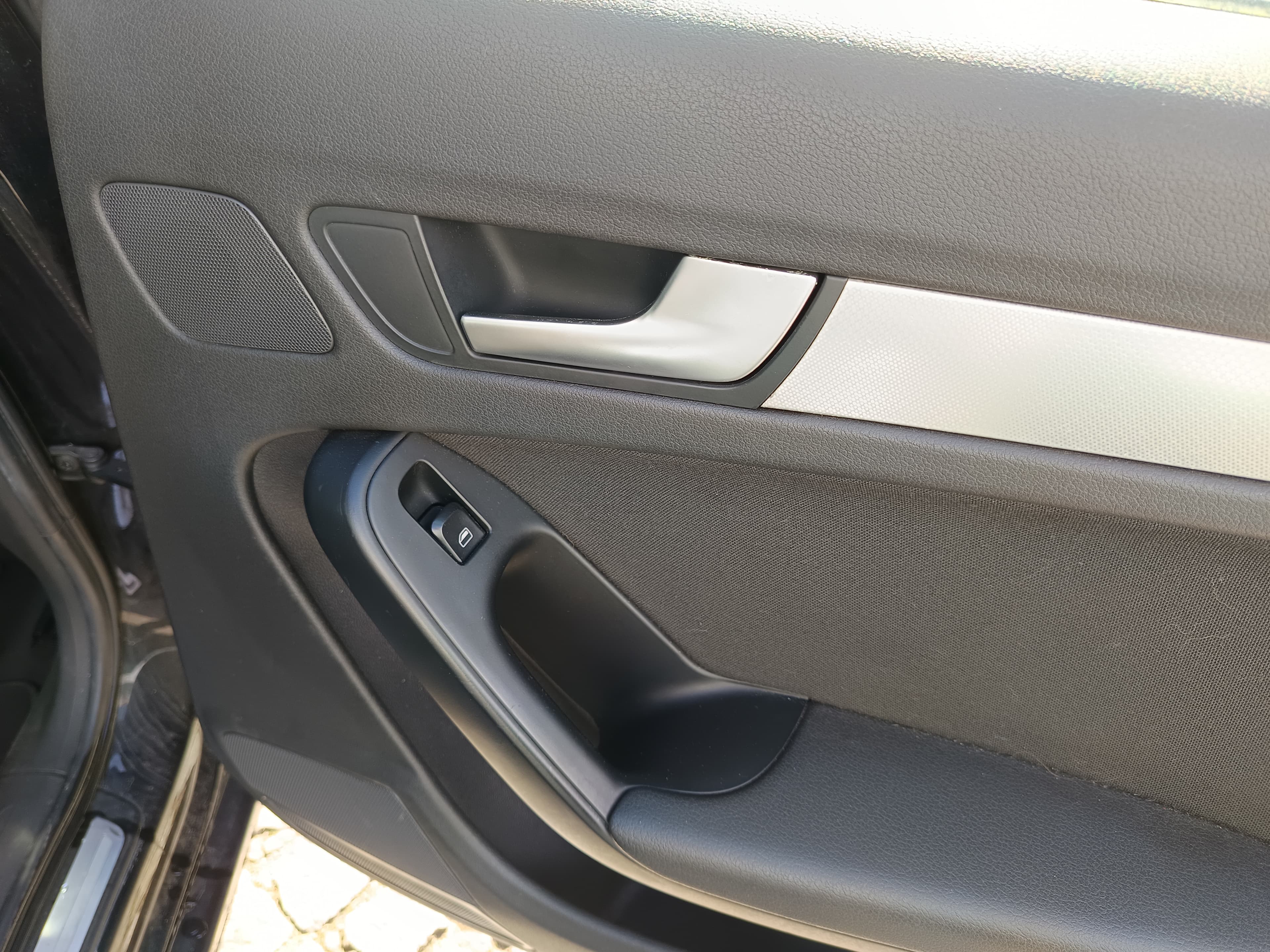 Audi A4 · Ano 2009 — image 23