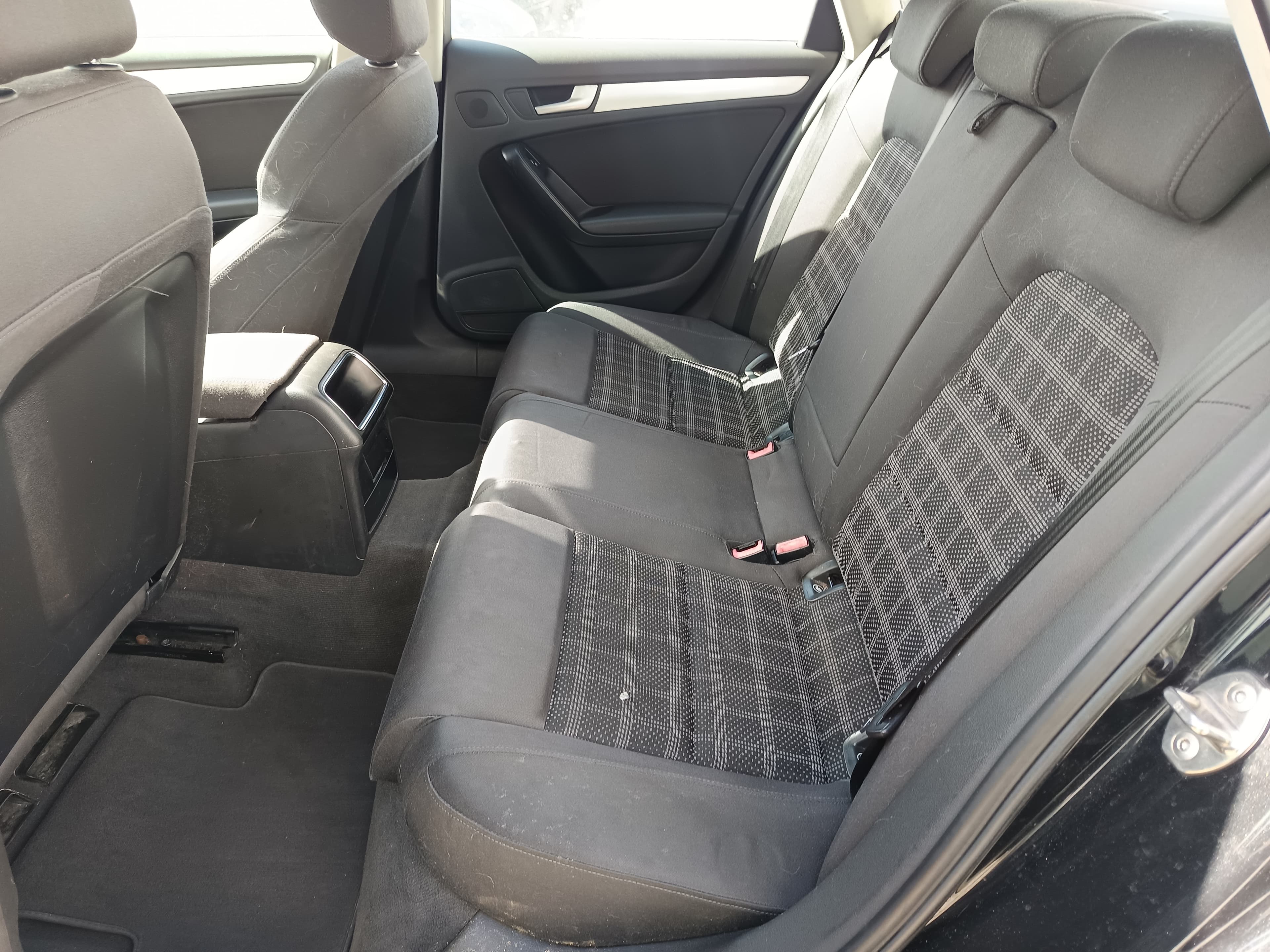 Audi A4 · Ano 2009 — image 30