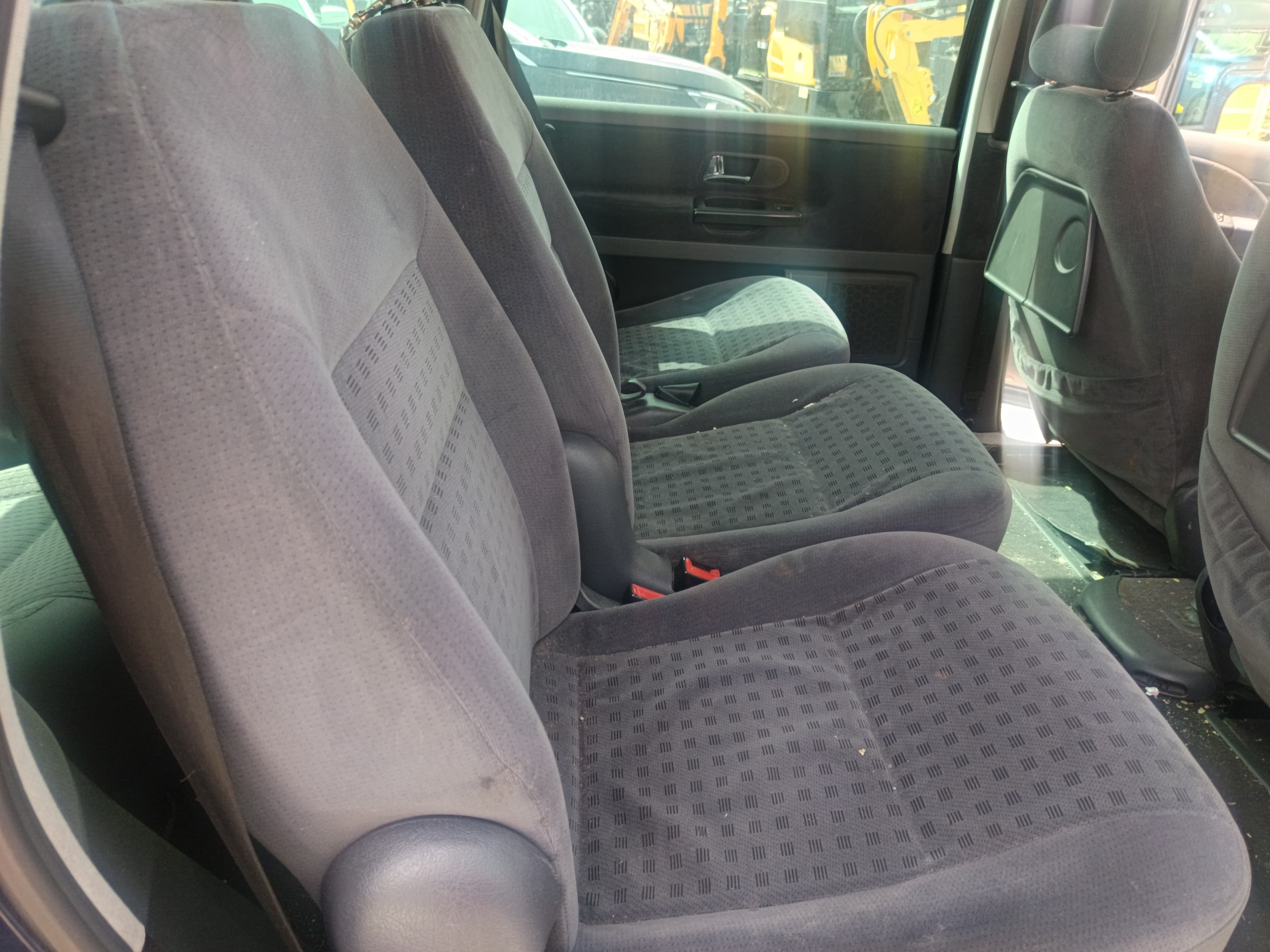 Volkswagen Sharan · Ano 2002 — imagem 25