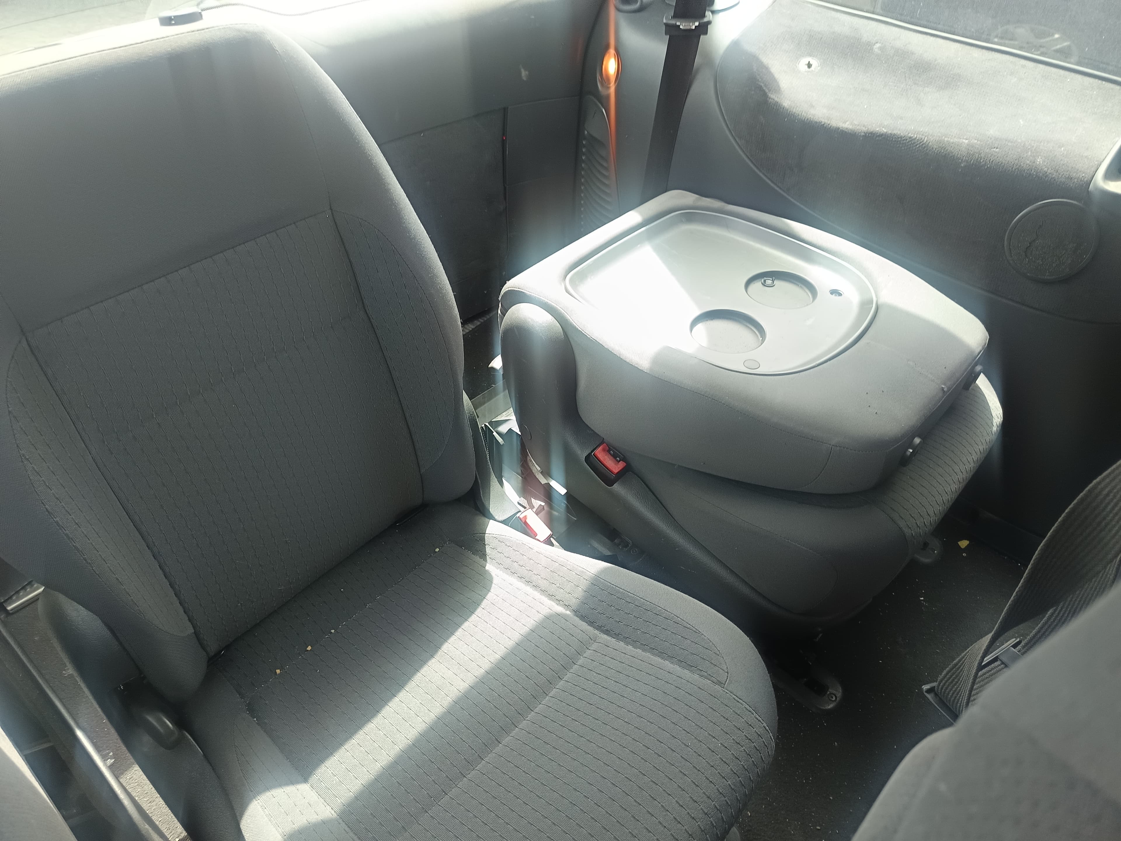 Volkswagen Sharan · Ano 2002 — imagem 26
