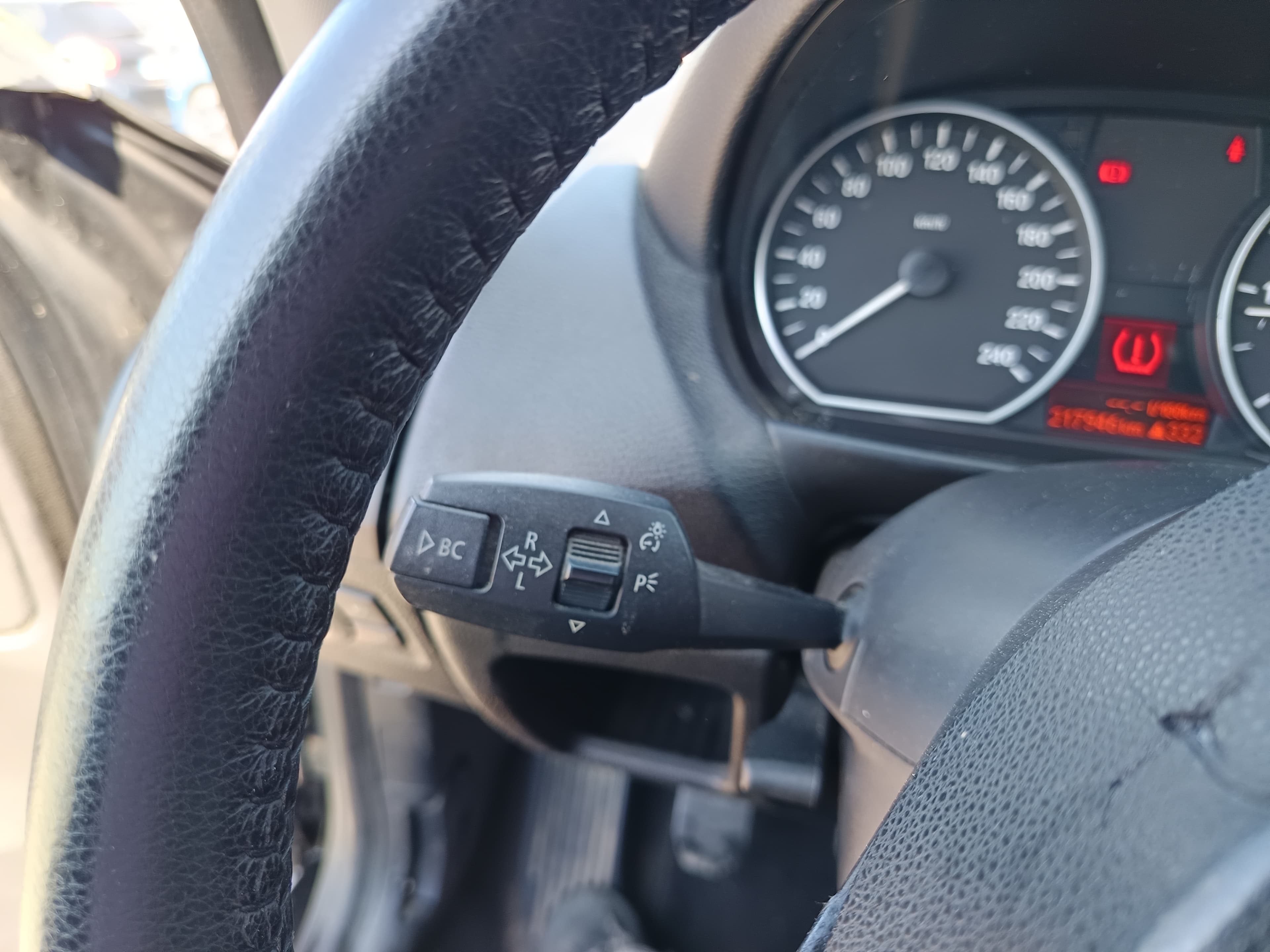 BMW 118d · Ano 2007 — image 40