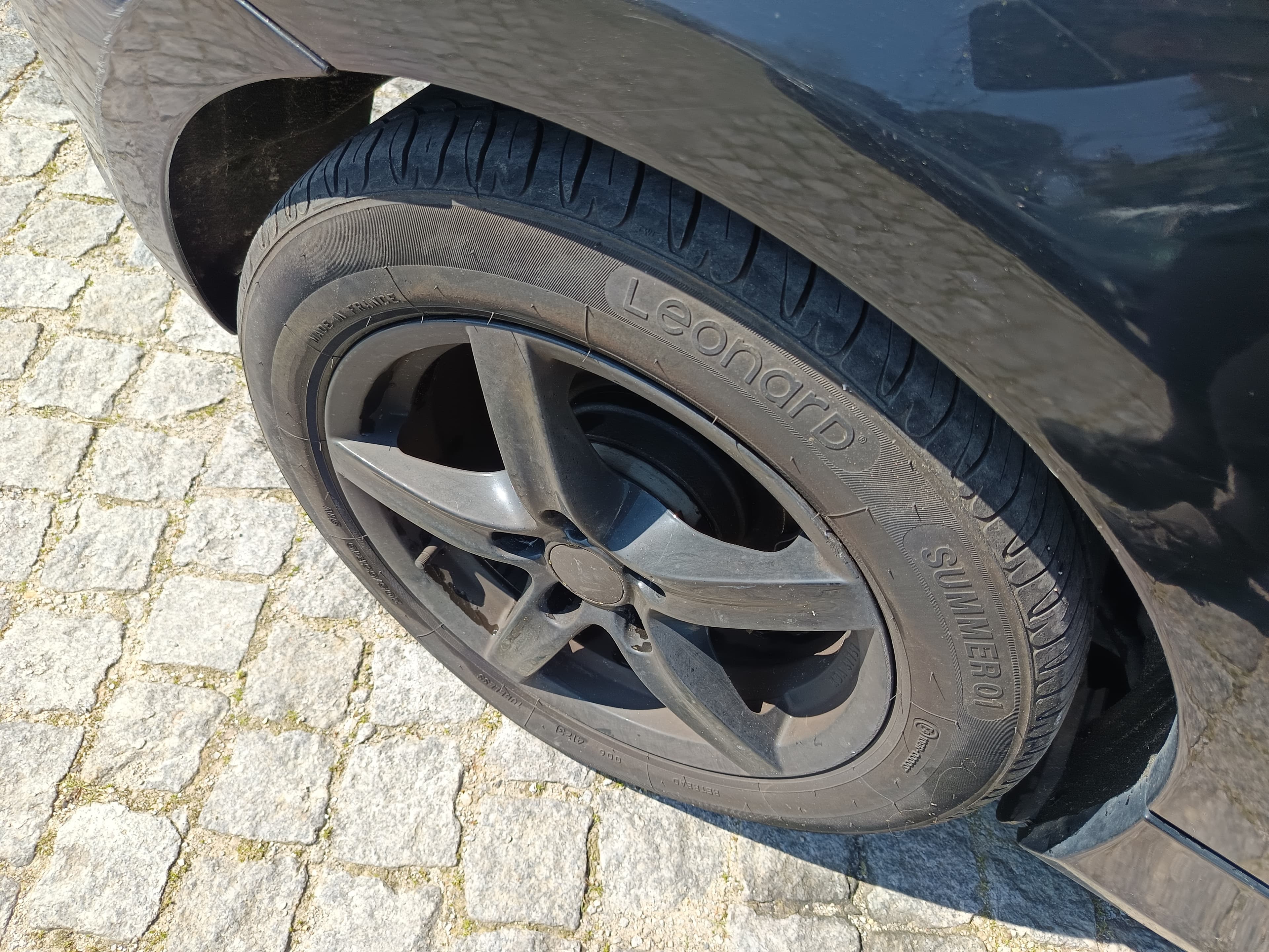 BMW 118d · Ano 2007 — image 8