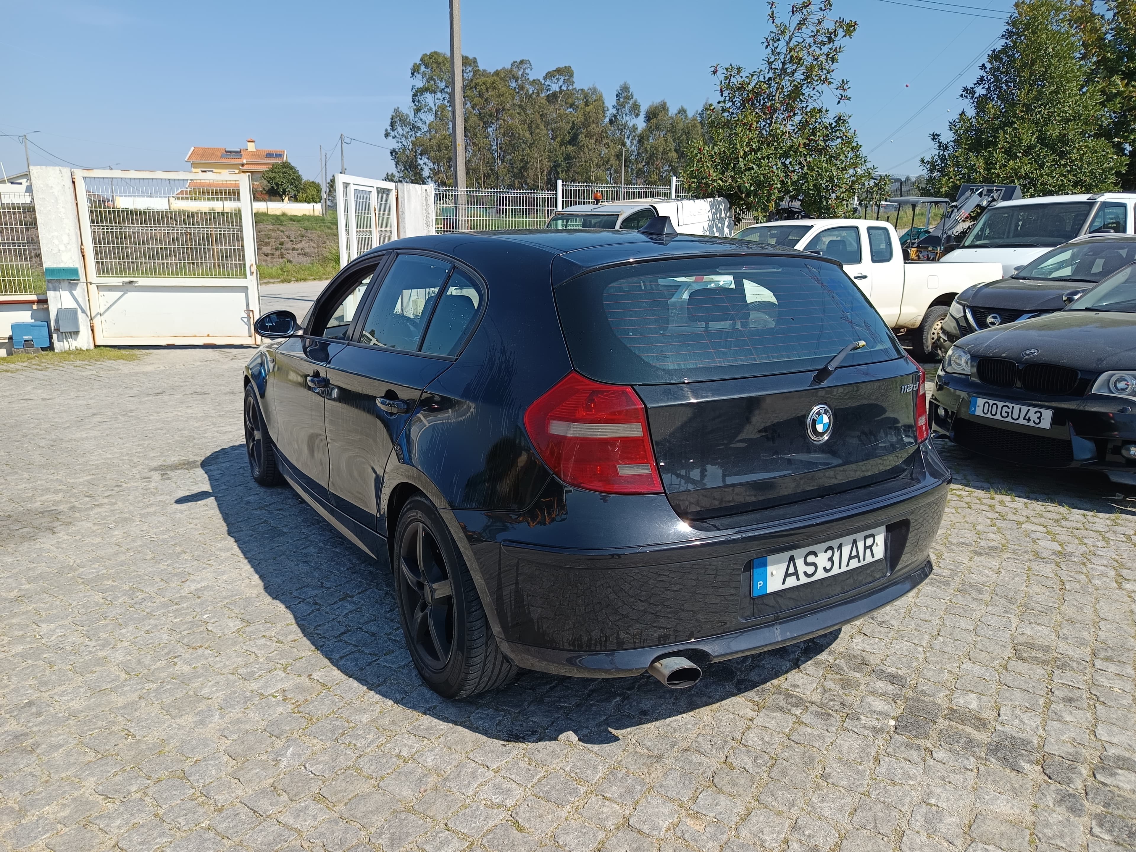 BMW 118d · Ano 2007 — image 6