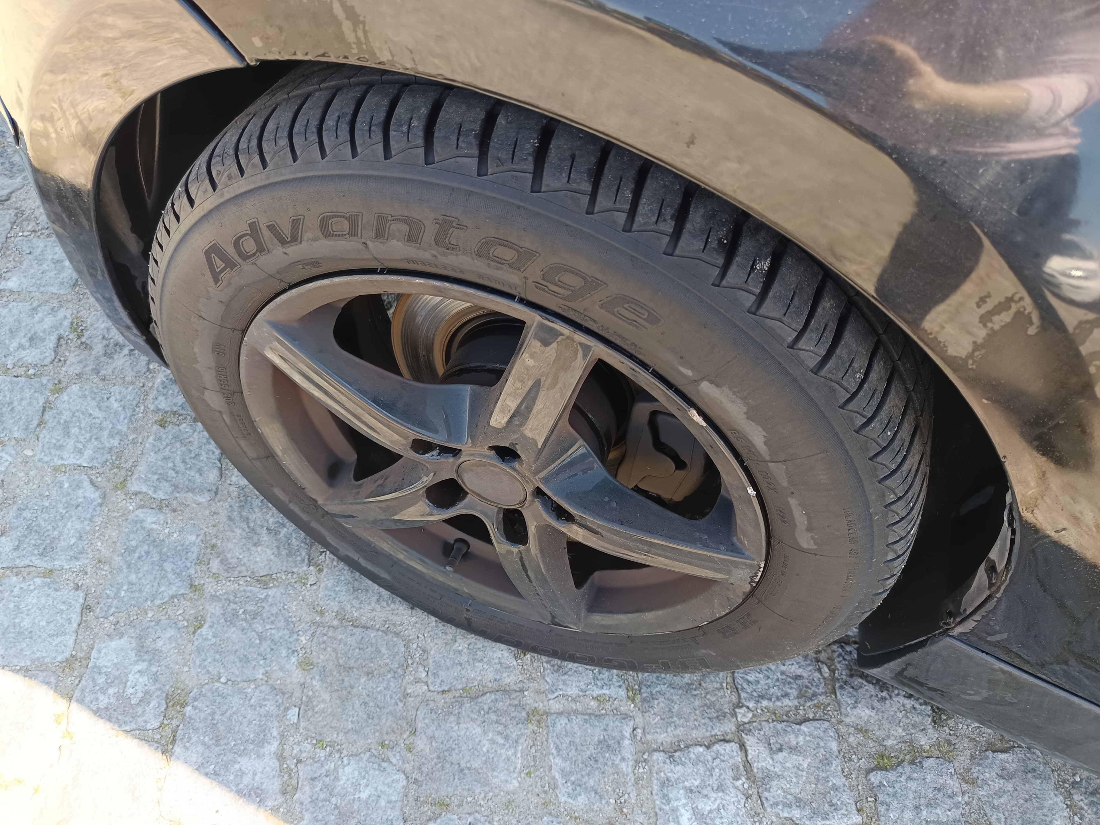 BMW 118d · Ano 2007 — image 14