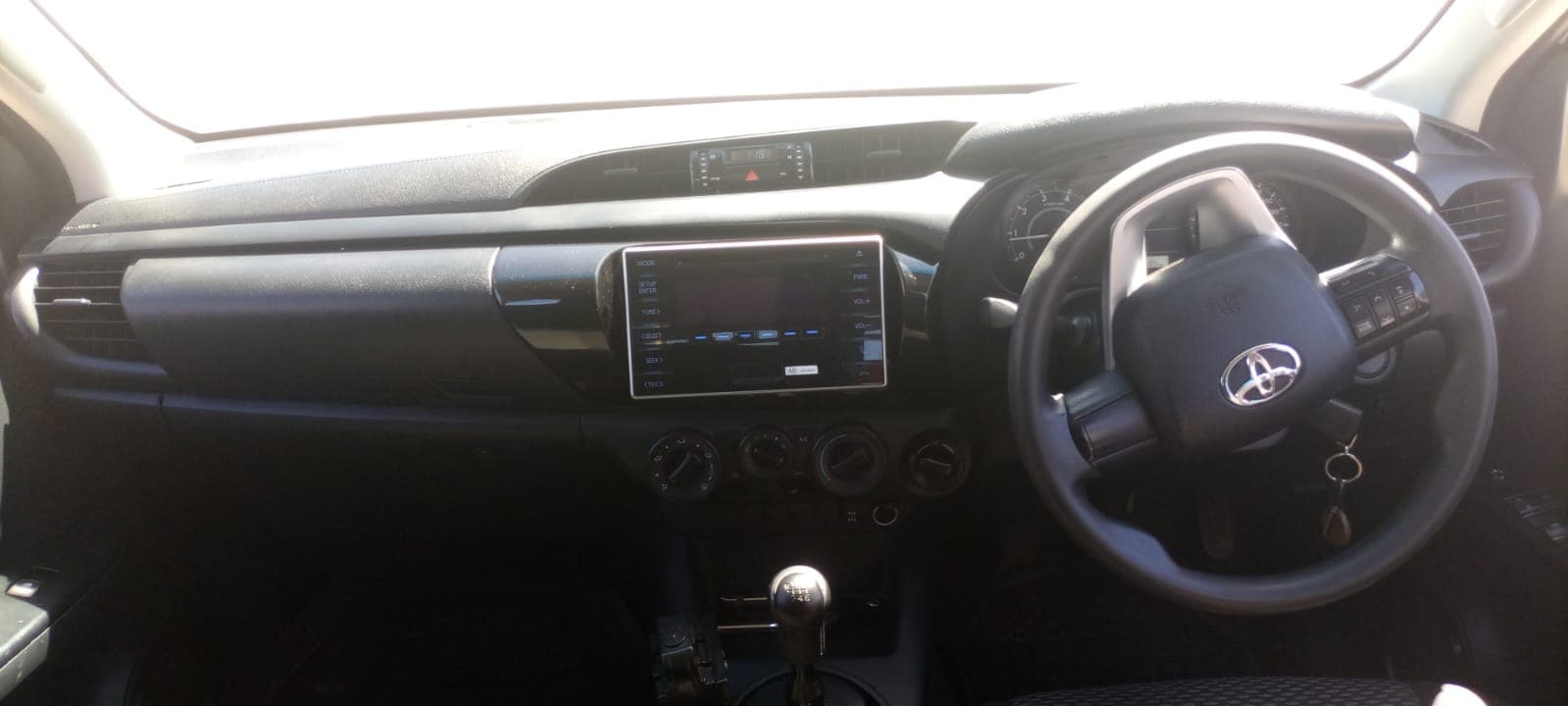 Toyota Hilux — imagem 12