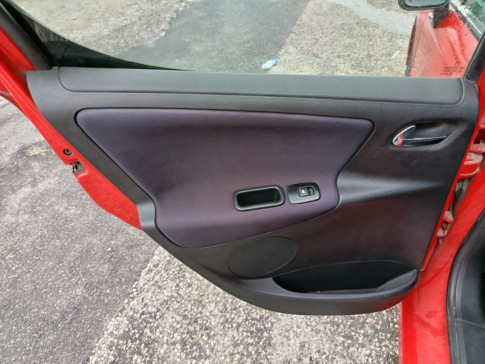 Peugeot 207 · Ano 2008 — image 25
