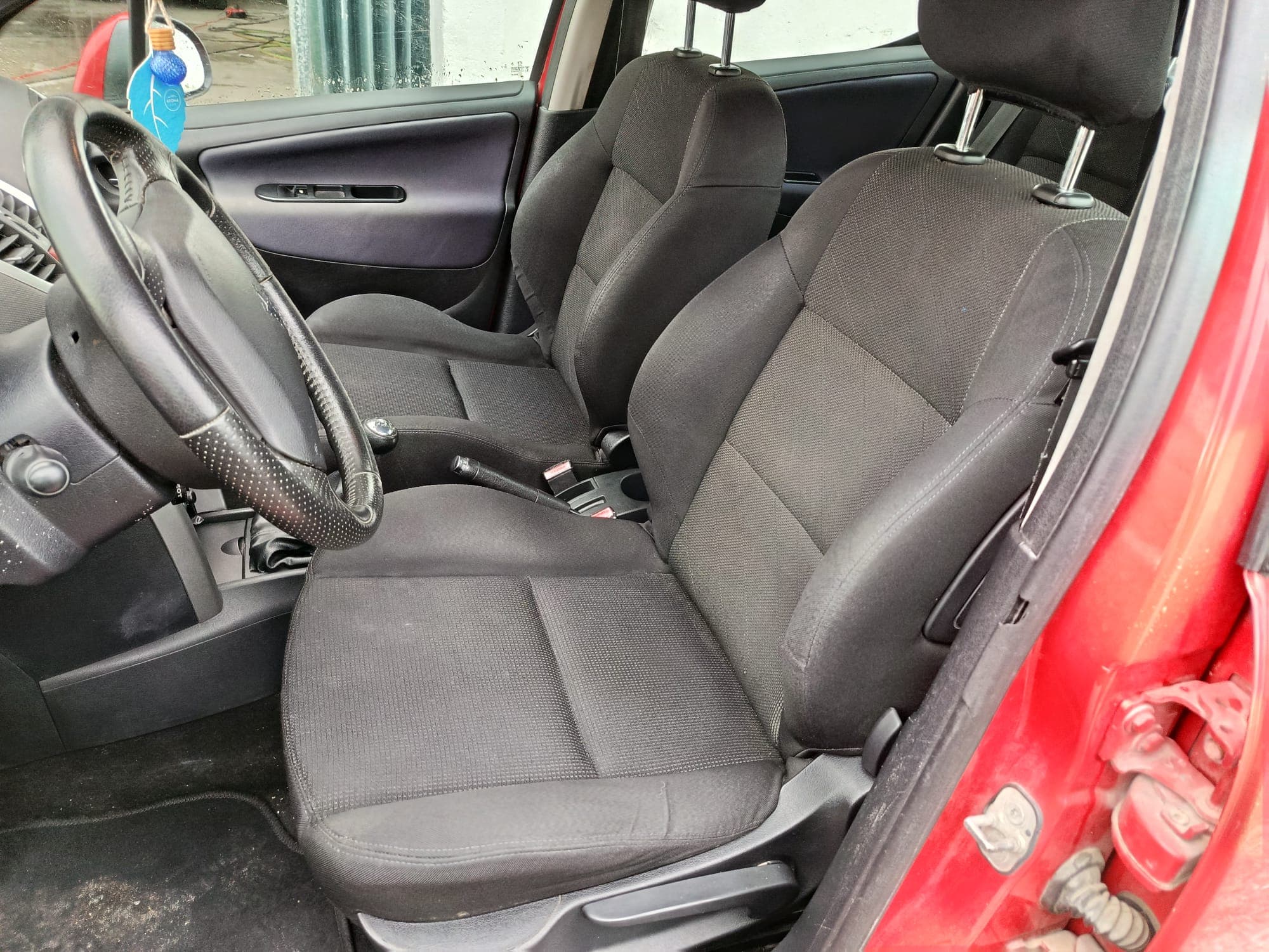 Peugeot 207 · Ano 2008 — image 20