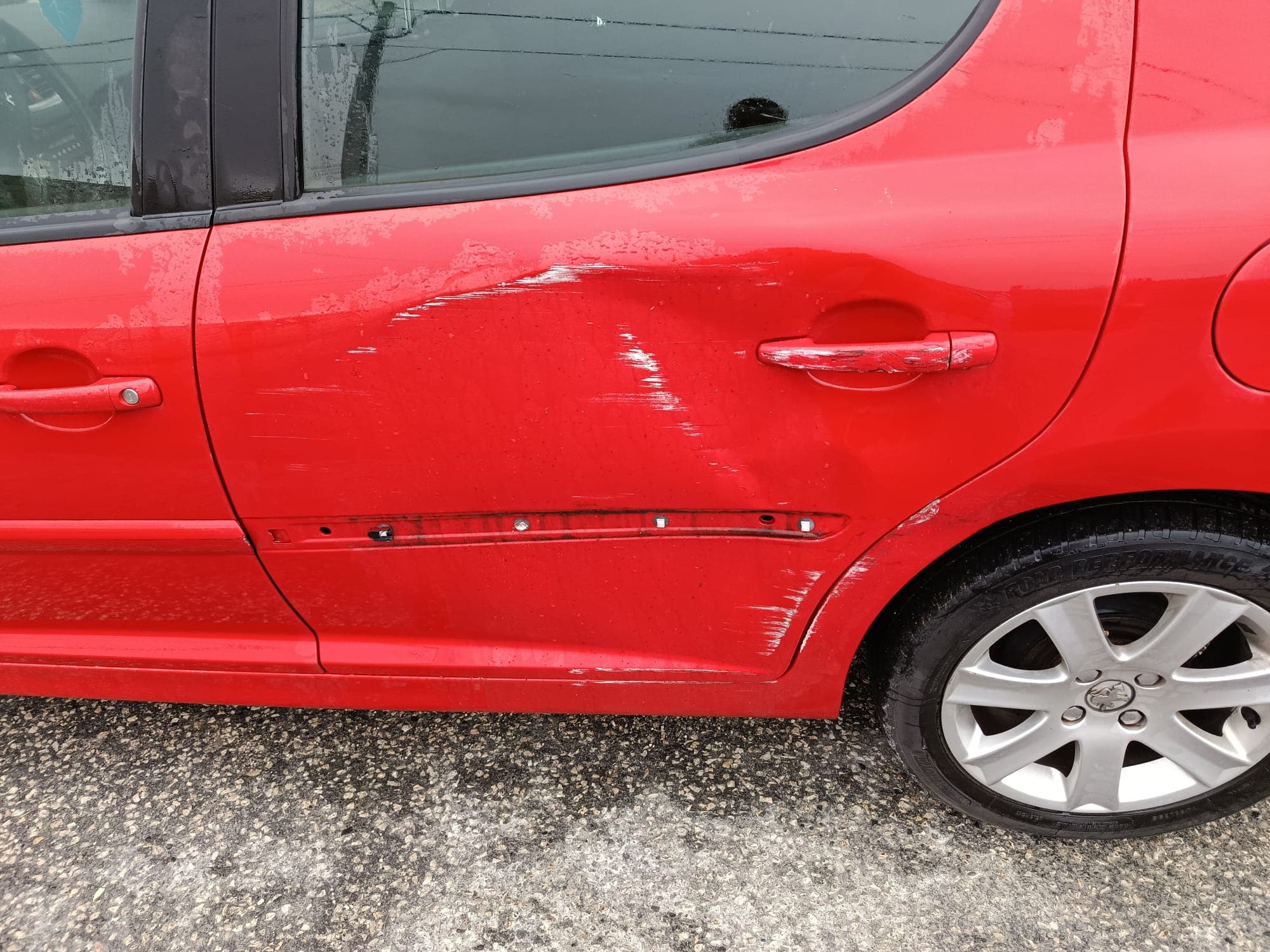 Peugeot 207 · Ano 2008 — image 9