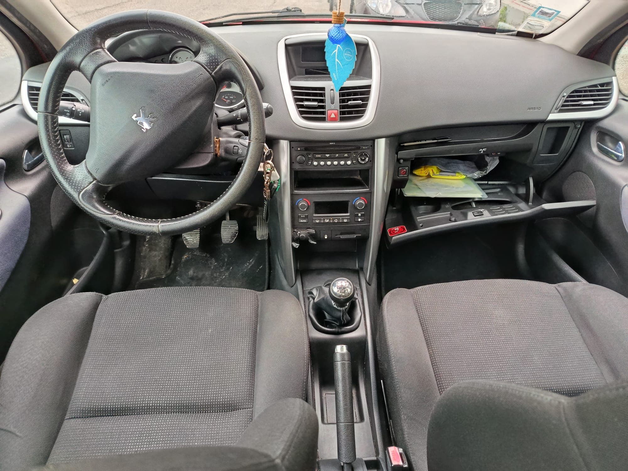 Peugeot 207 · Ano 2008 — image 11