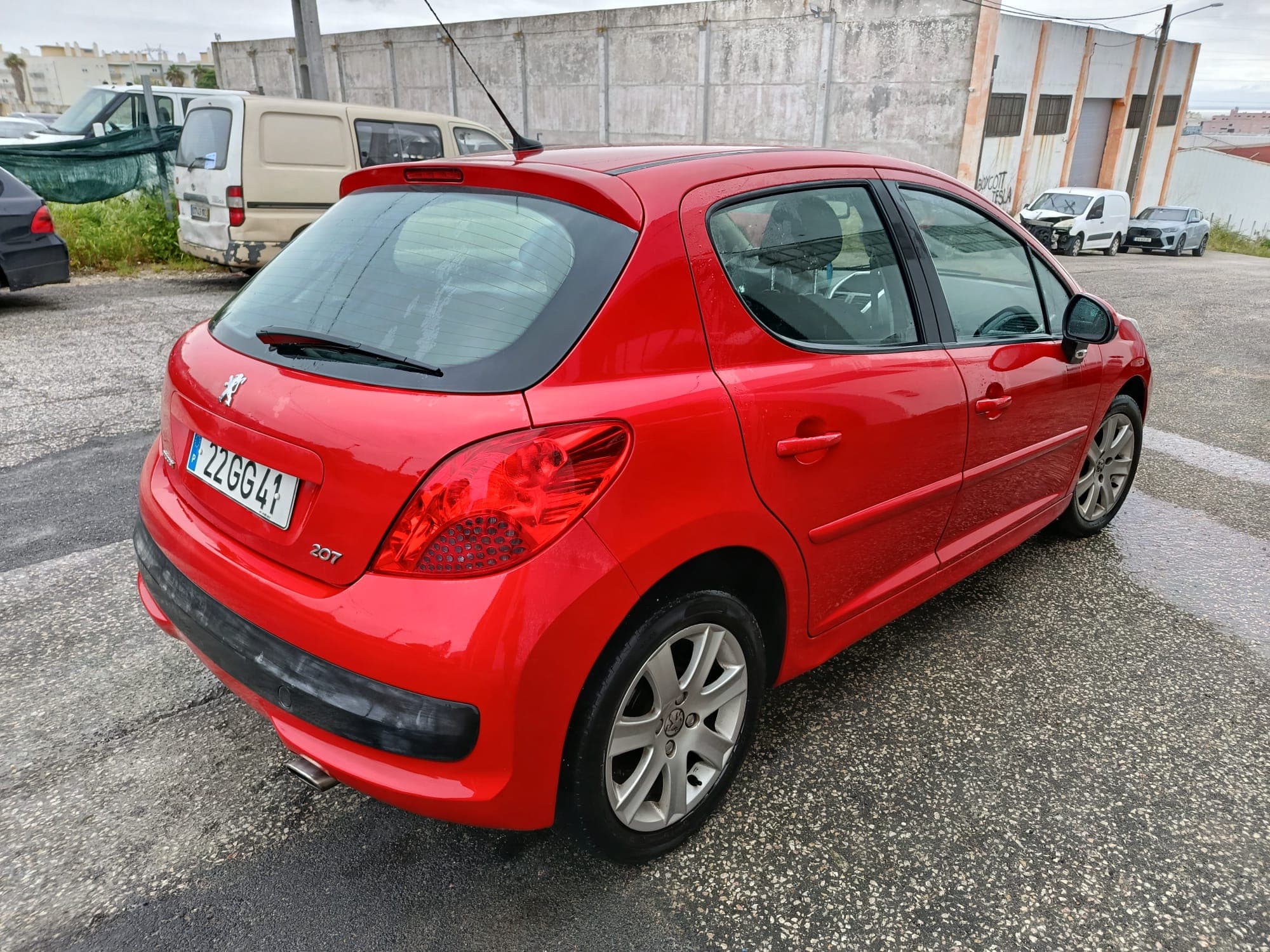 Peugeot 207 · Ano 2008 — image 5