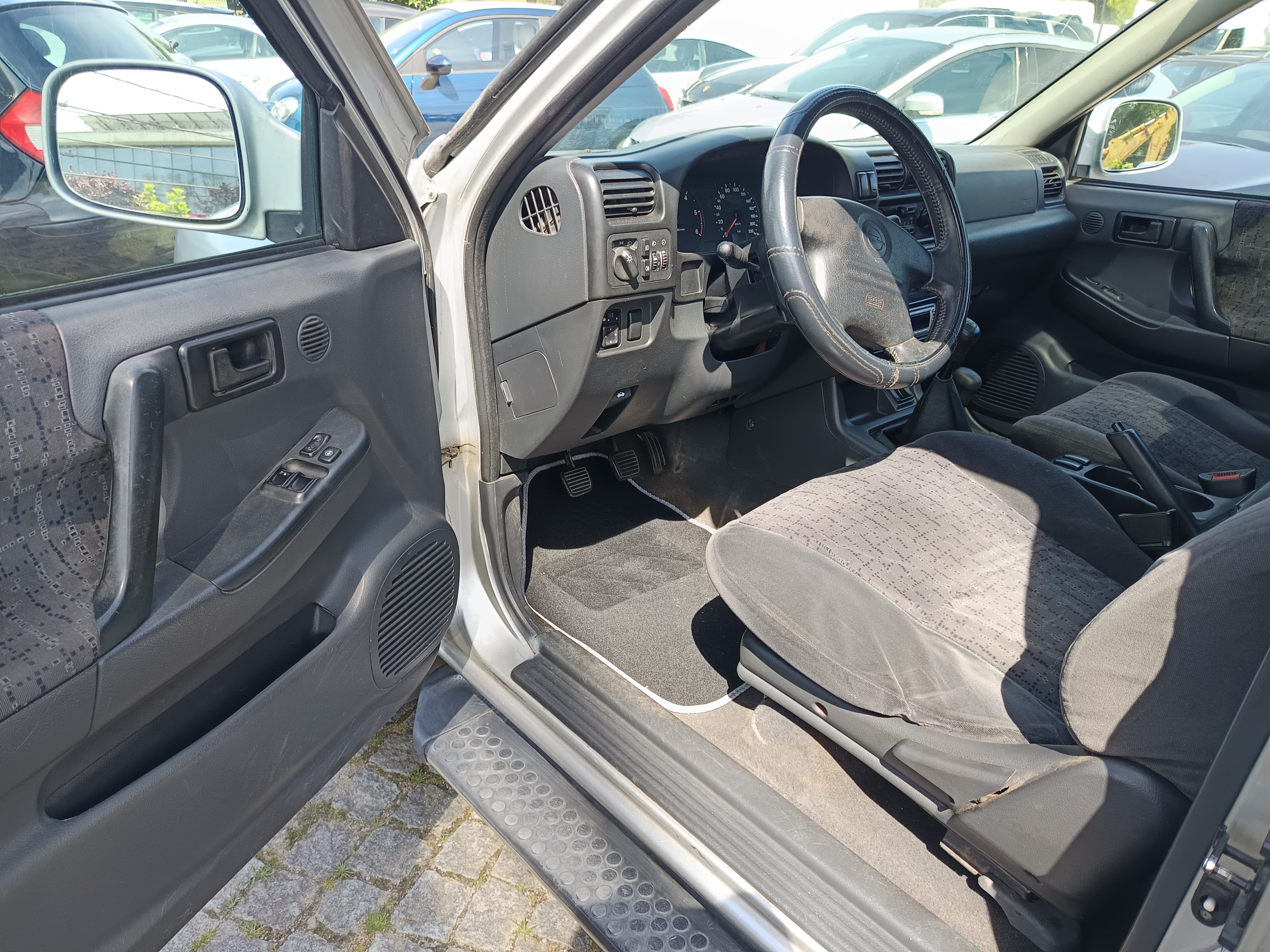 Opel Frontera · Ano 1999 — image 25
