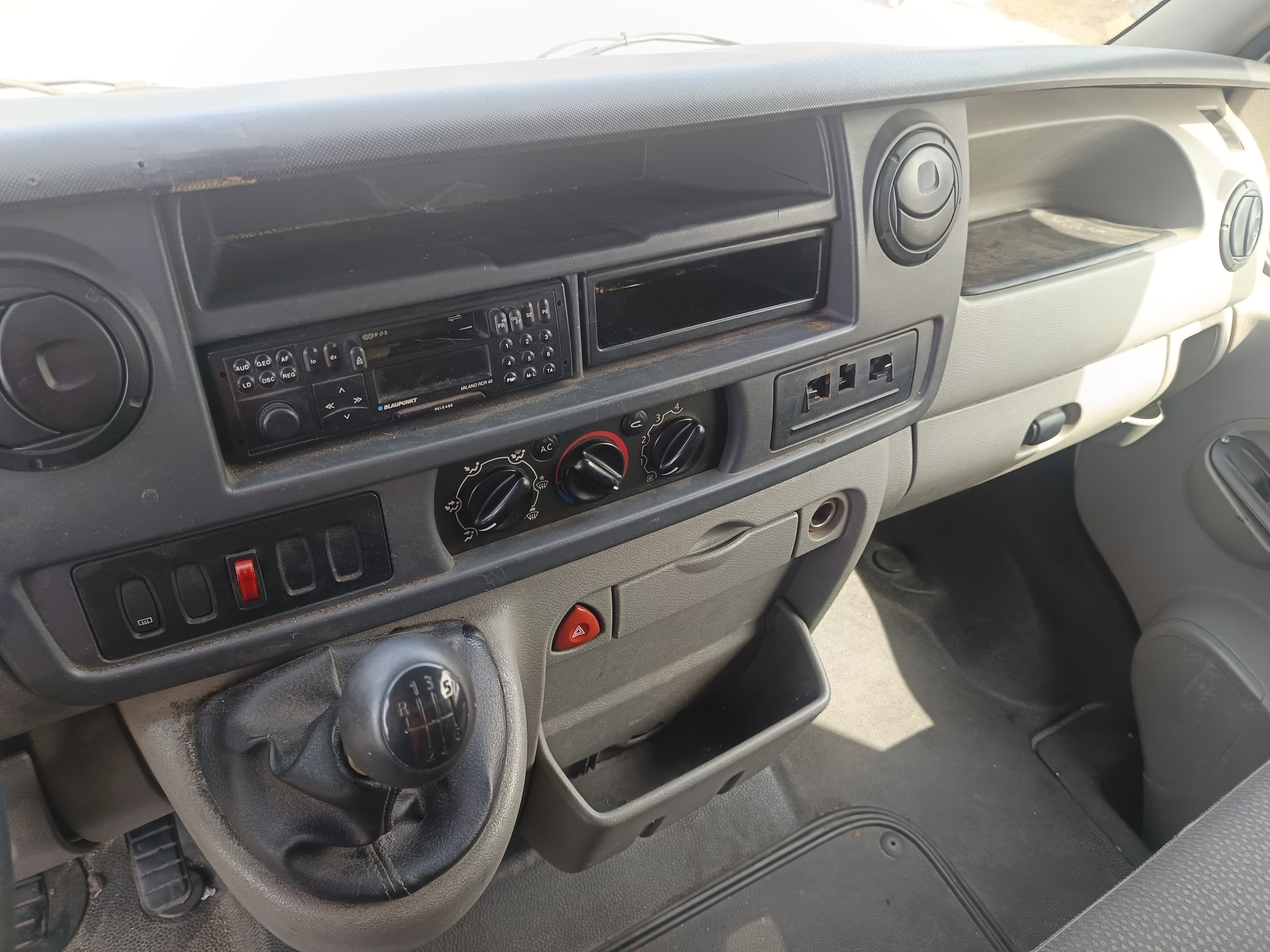Opel Movano · Ano 2008 — imagem 20
