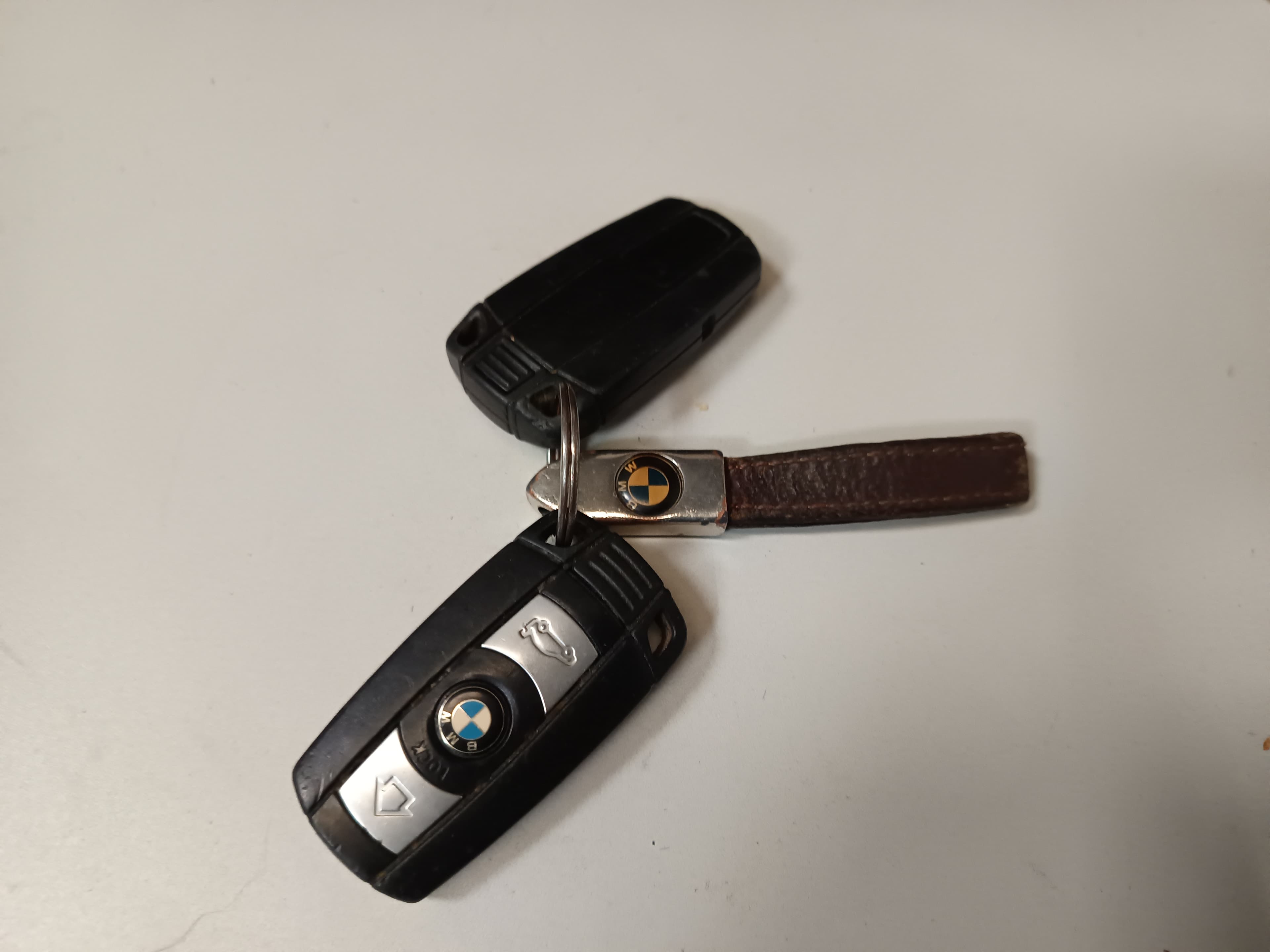 BMW 318d · Ano 2011 — image 43