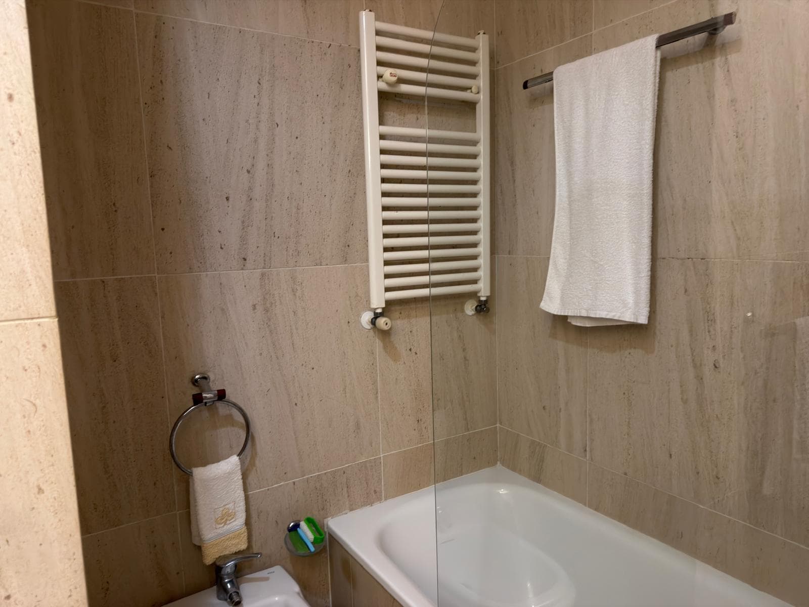 Apartamento T2 + Lugar de Garagem e Arrumos · Boavista, Porto — imagem 13