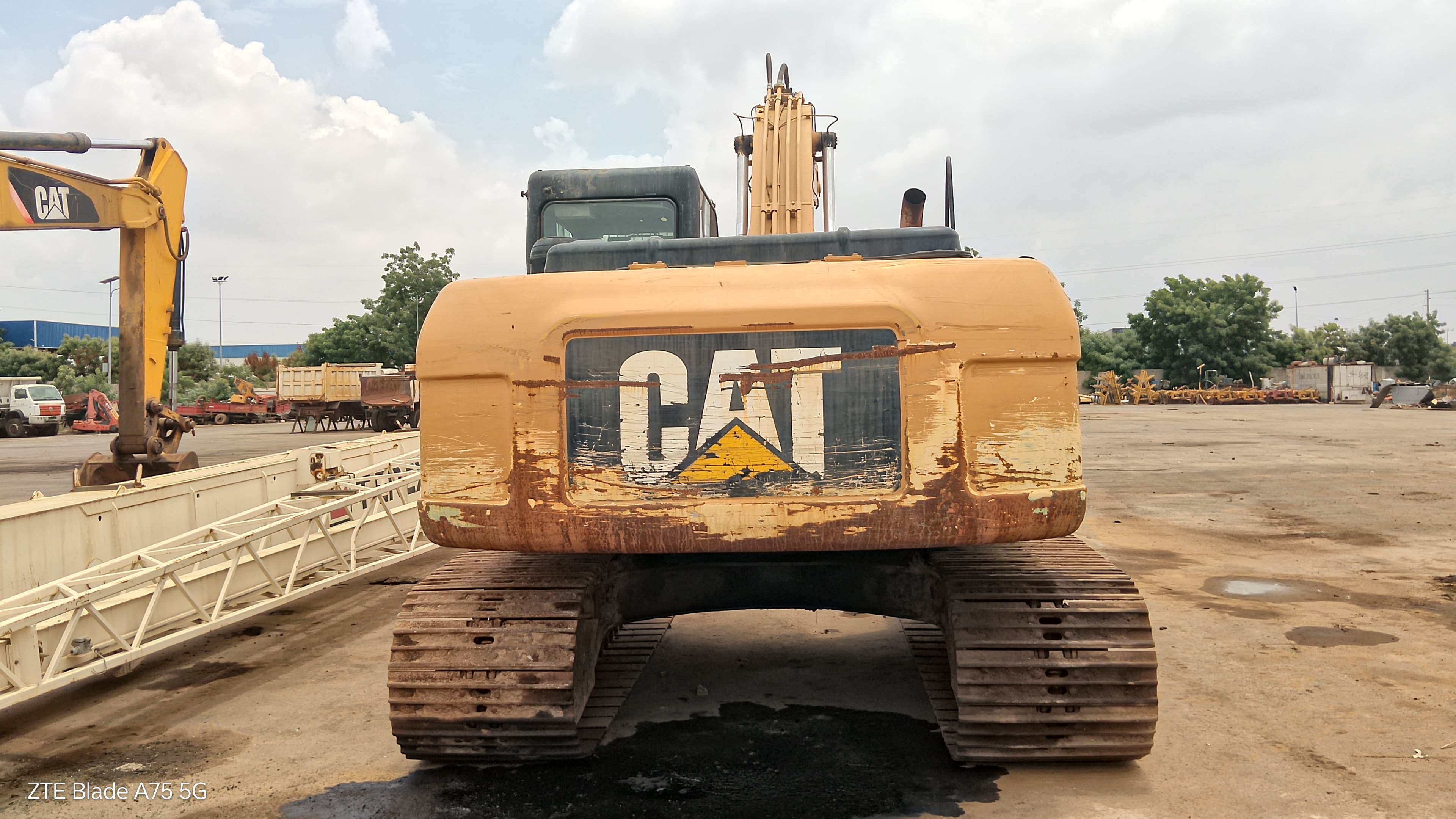 Escavadora de Rastos 20 T CATERPILLAR 320 D — imagen 6