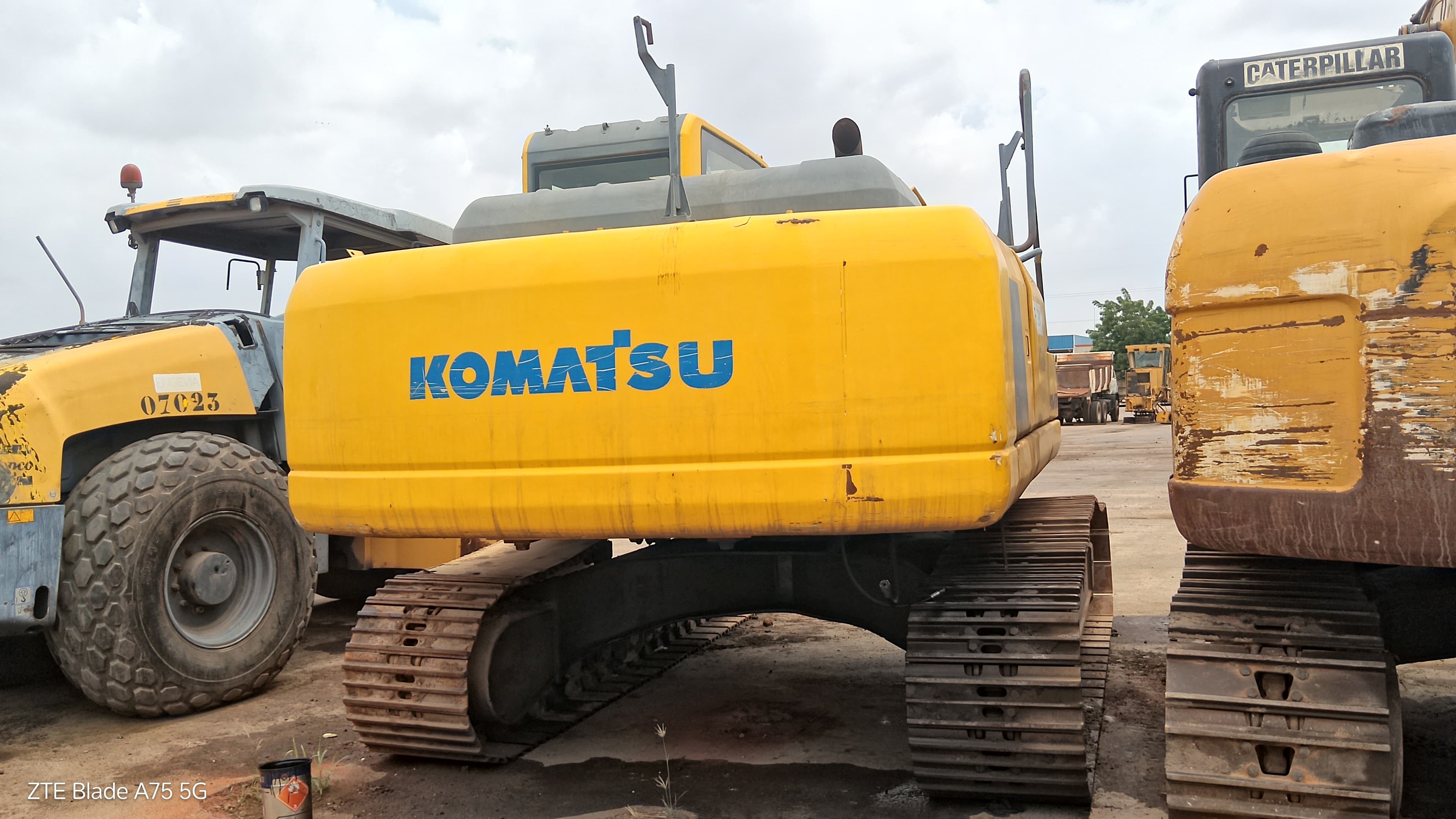 Escavadora de Rastos 20 T KOMATSU PC 220-8 HCU — image 5