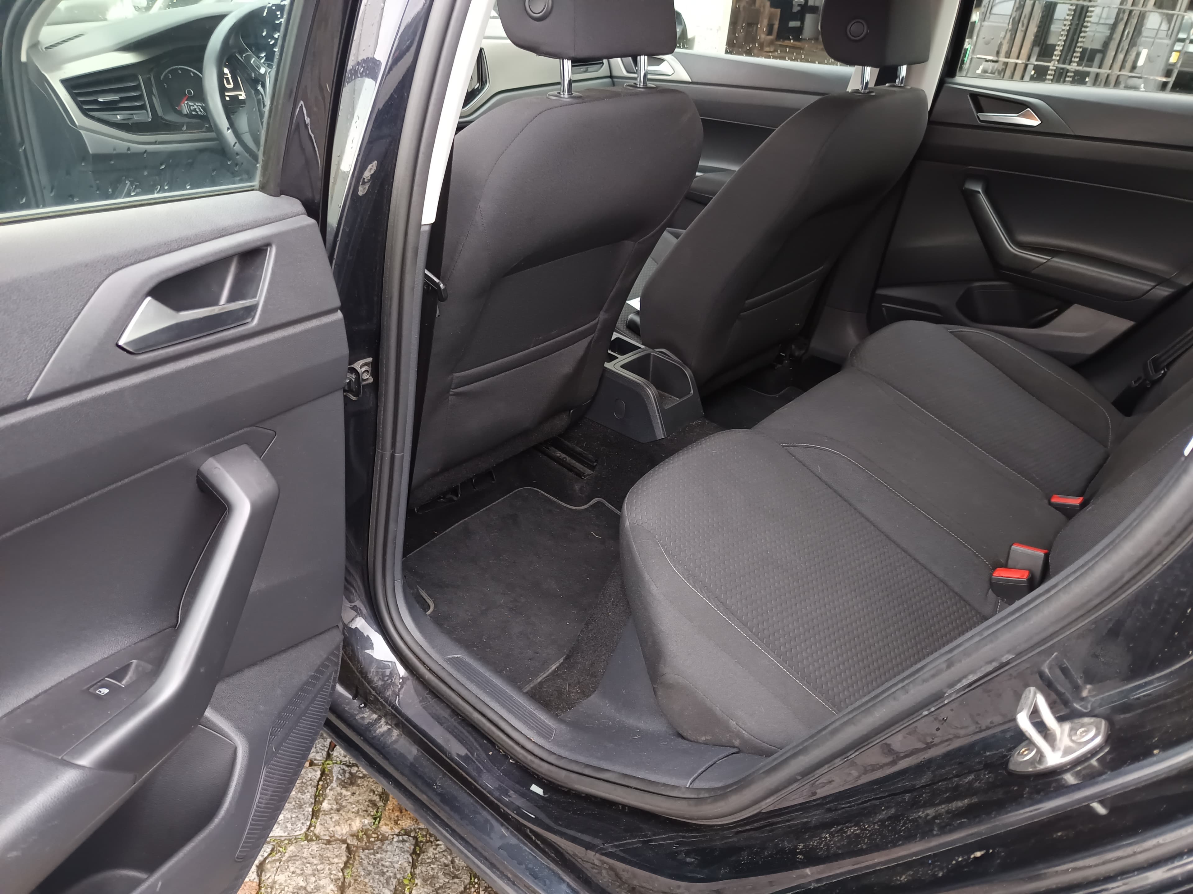 Volkswagen Polo · Ano 2018 — image 24