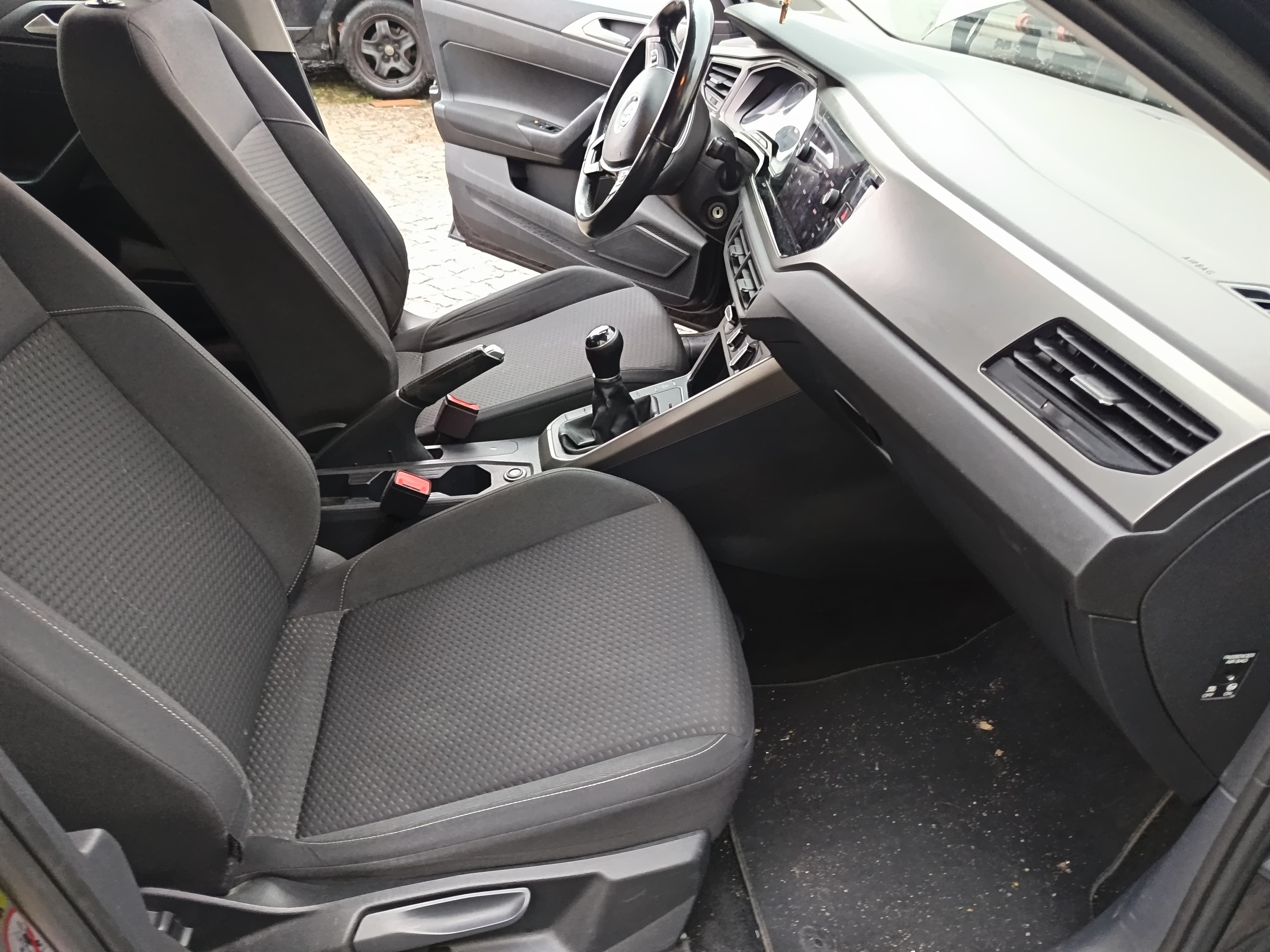 Volkswagen Polo · Ano 2018 — image 29