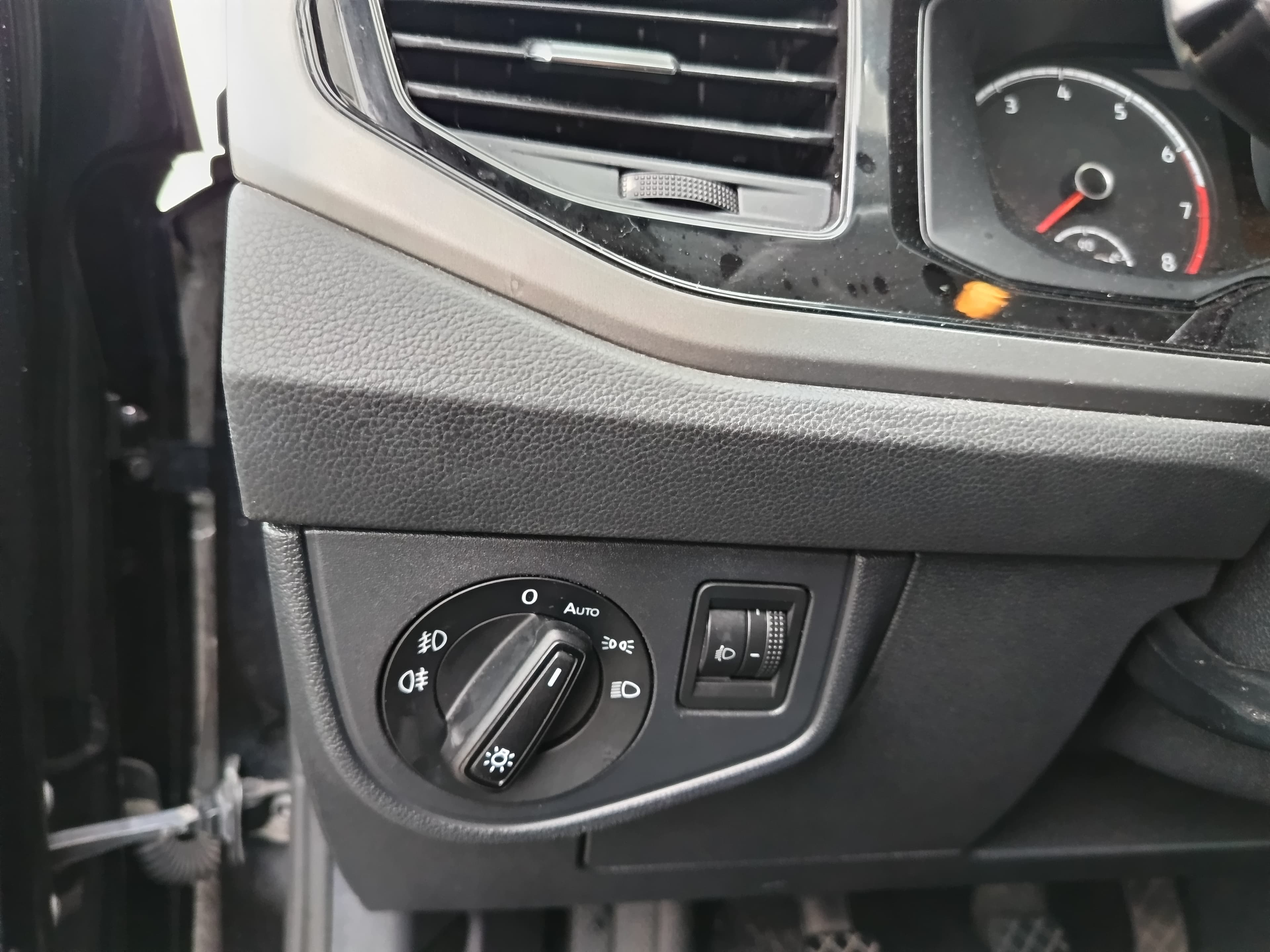 Volkswagen Polo · Ano 2018 — image 23