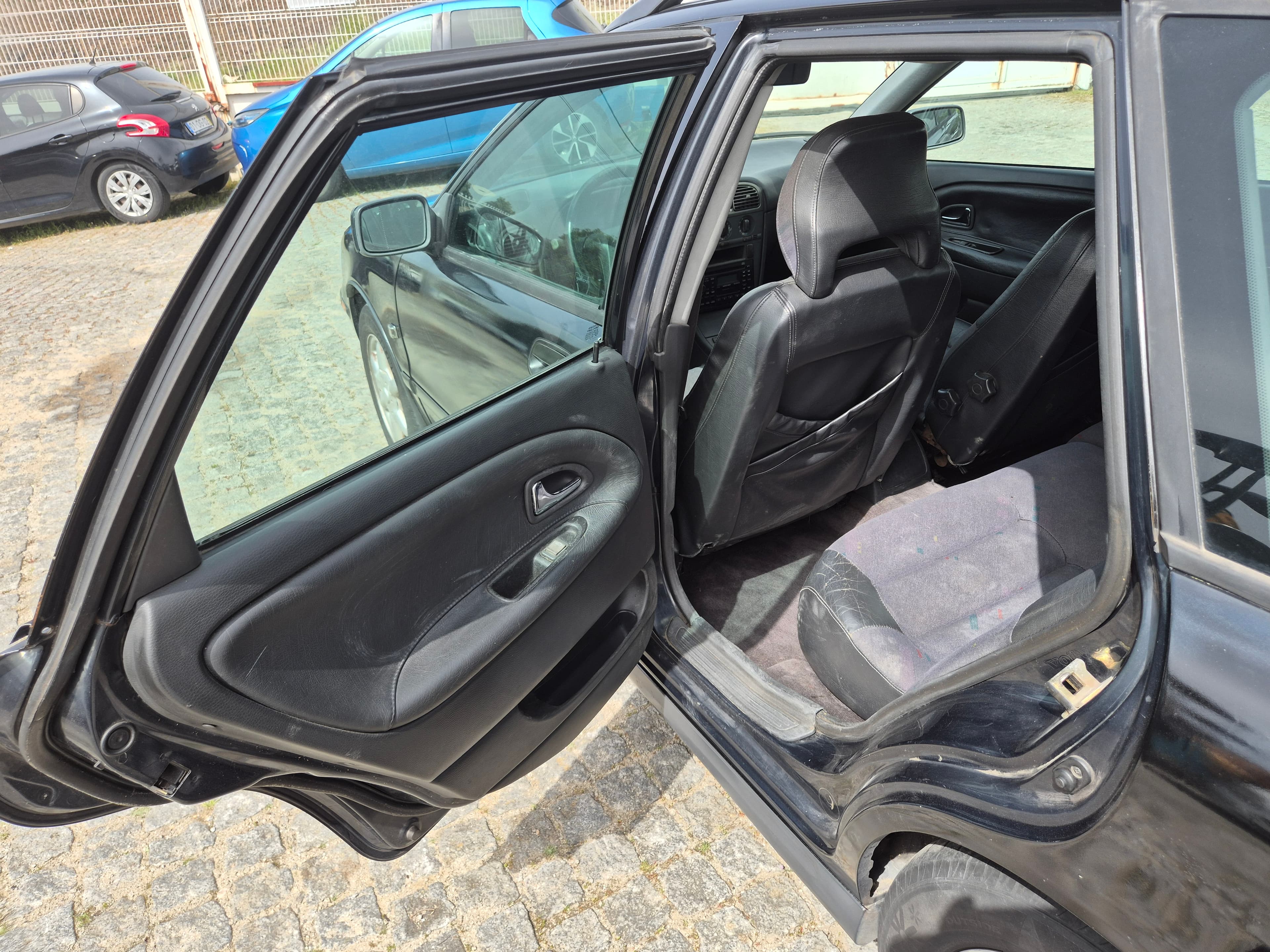 Volvo S40 · Ano 1997 — imagen 21