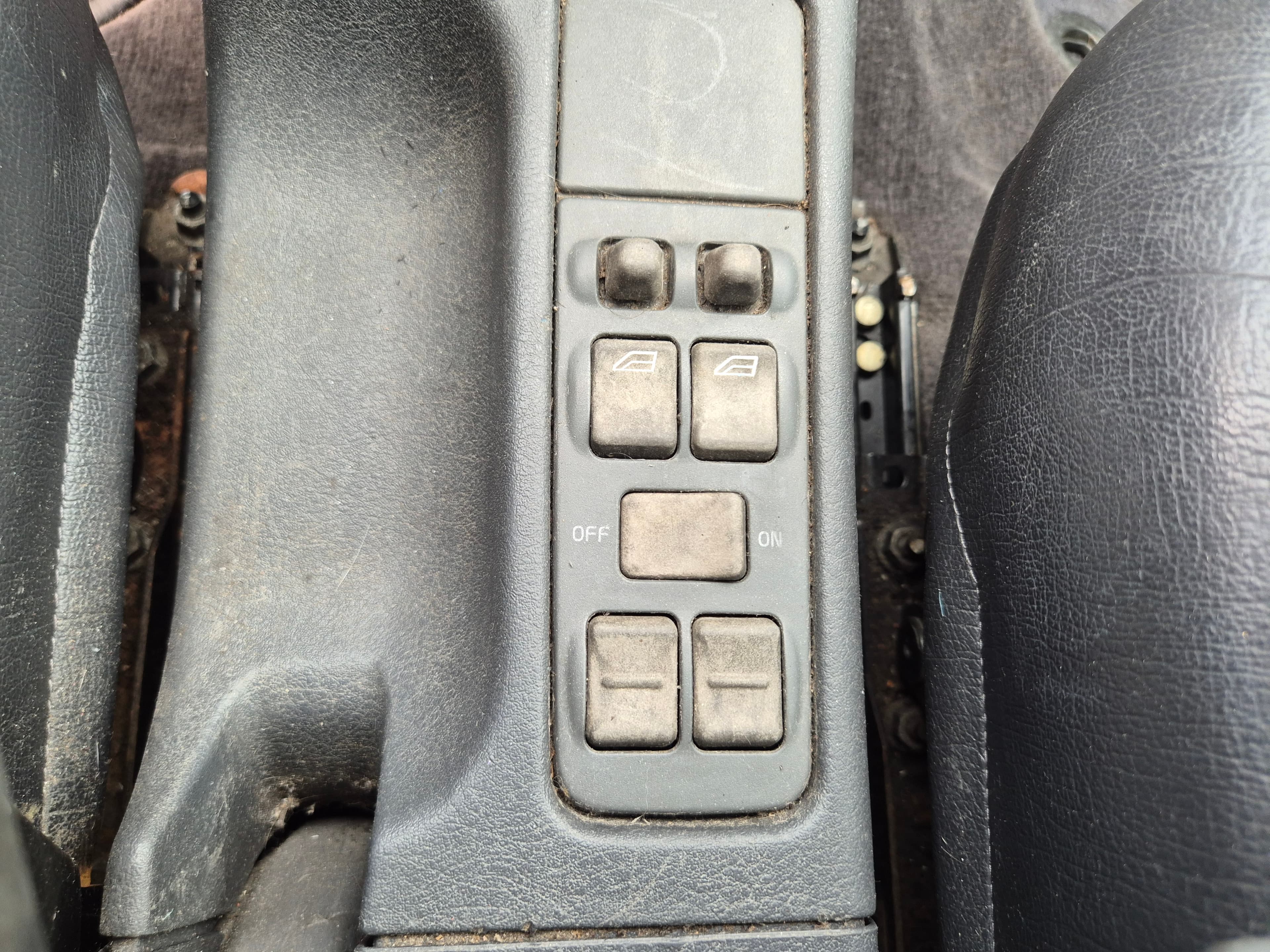 Volvo S40 · Ano 1997 — imagen 35