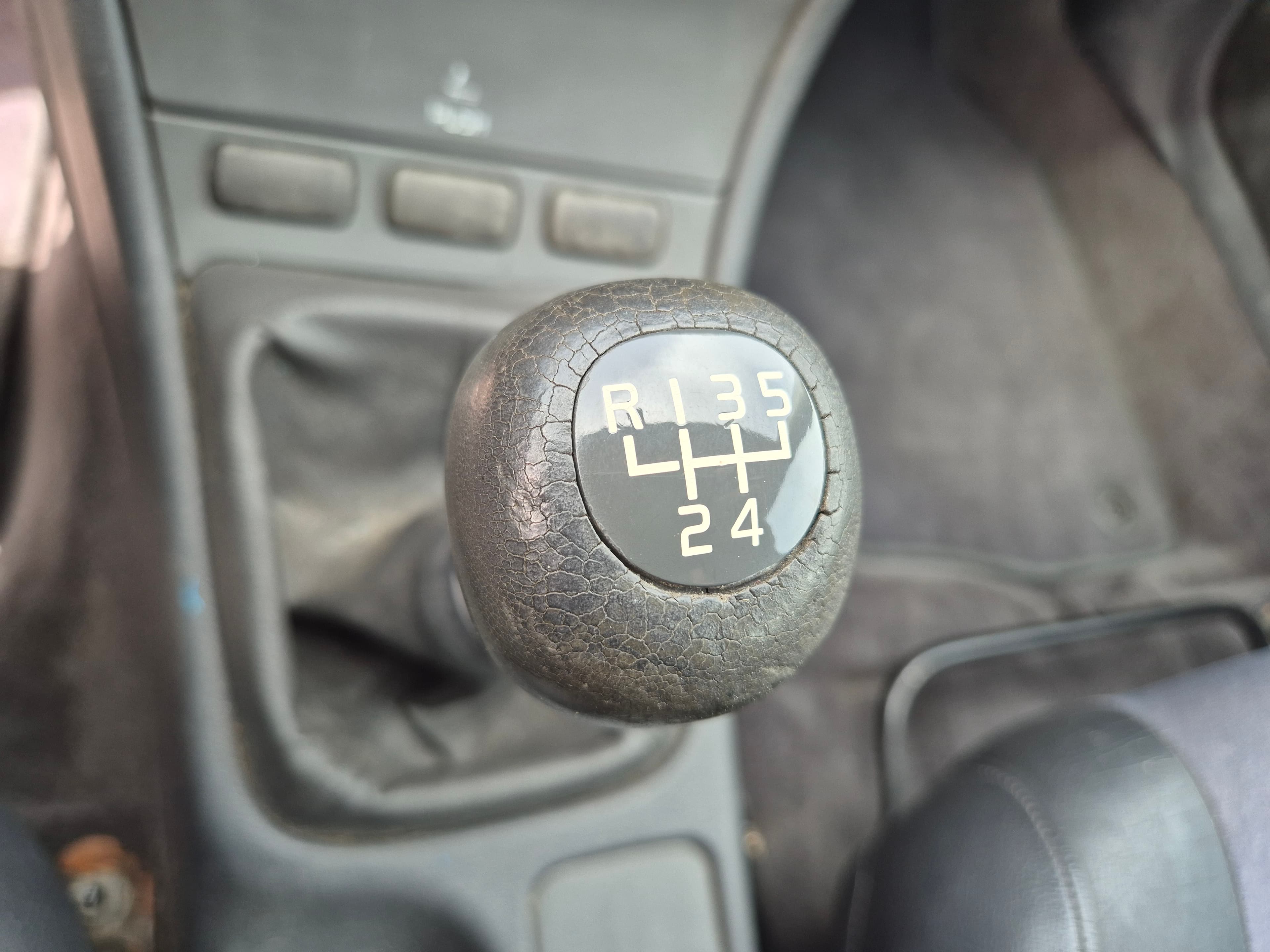 Volvo S40 · Ano 1997 — imagen 36