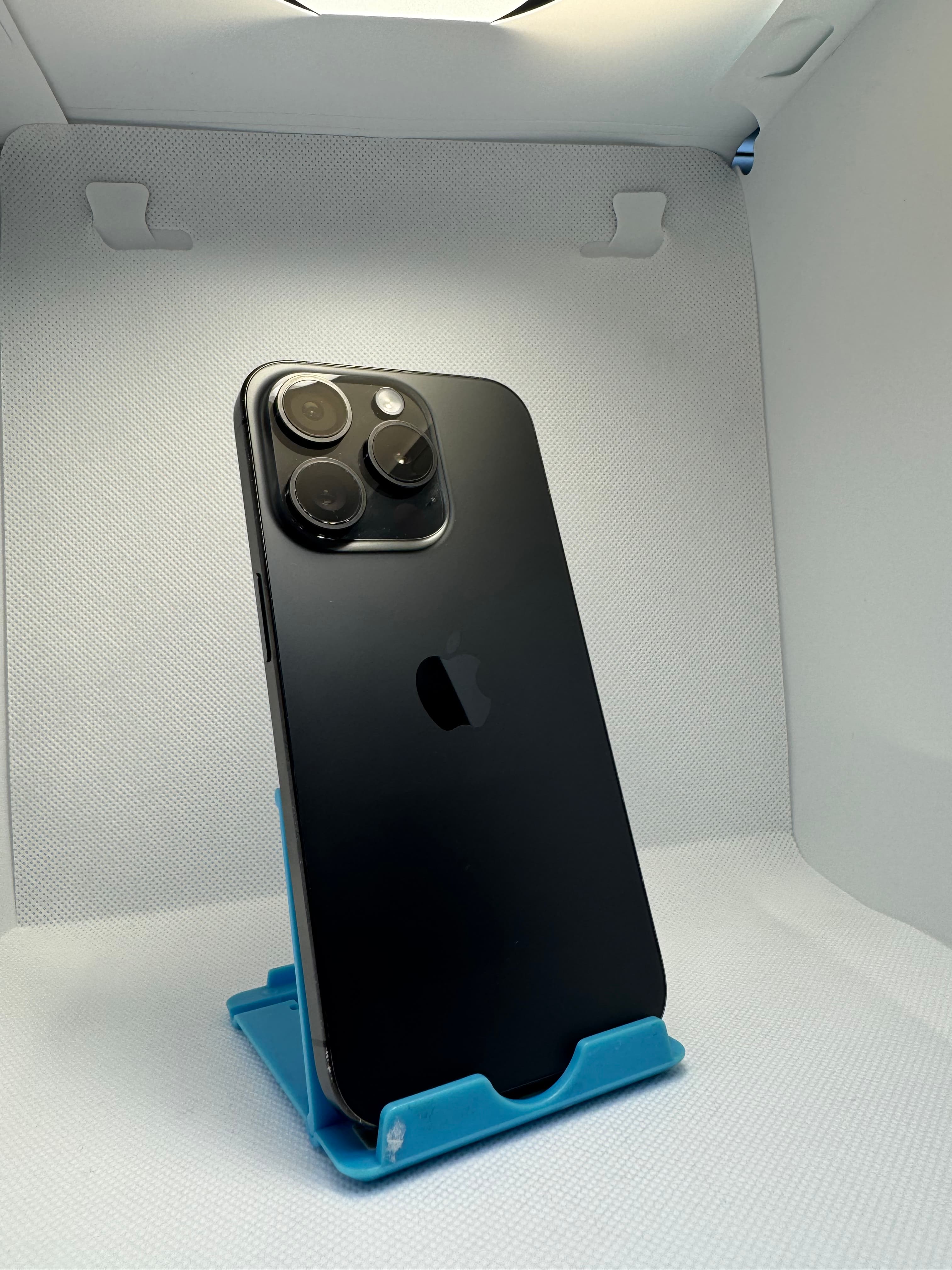 Iphone 15 Pro 256 GB Titanium — image 6