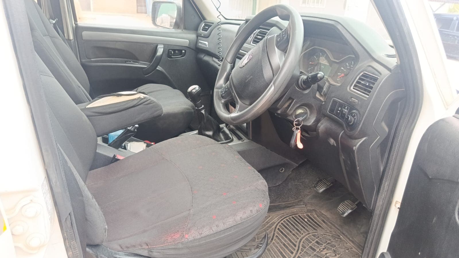 Mahindra/Scorpion dupla cabine - 2019 — imagem 15
