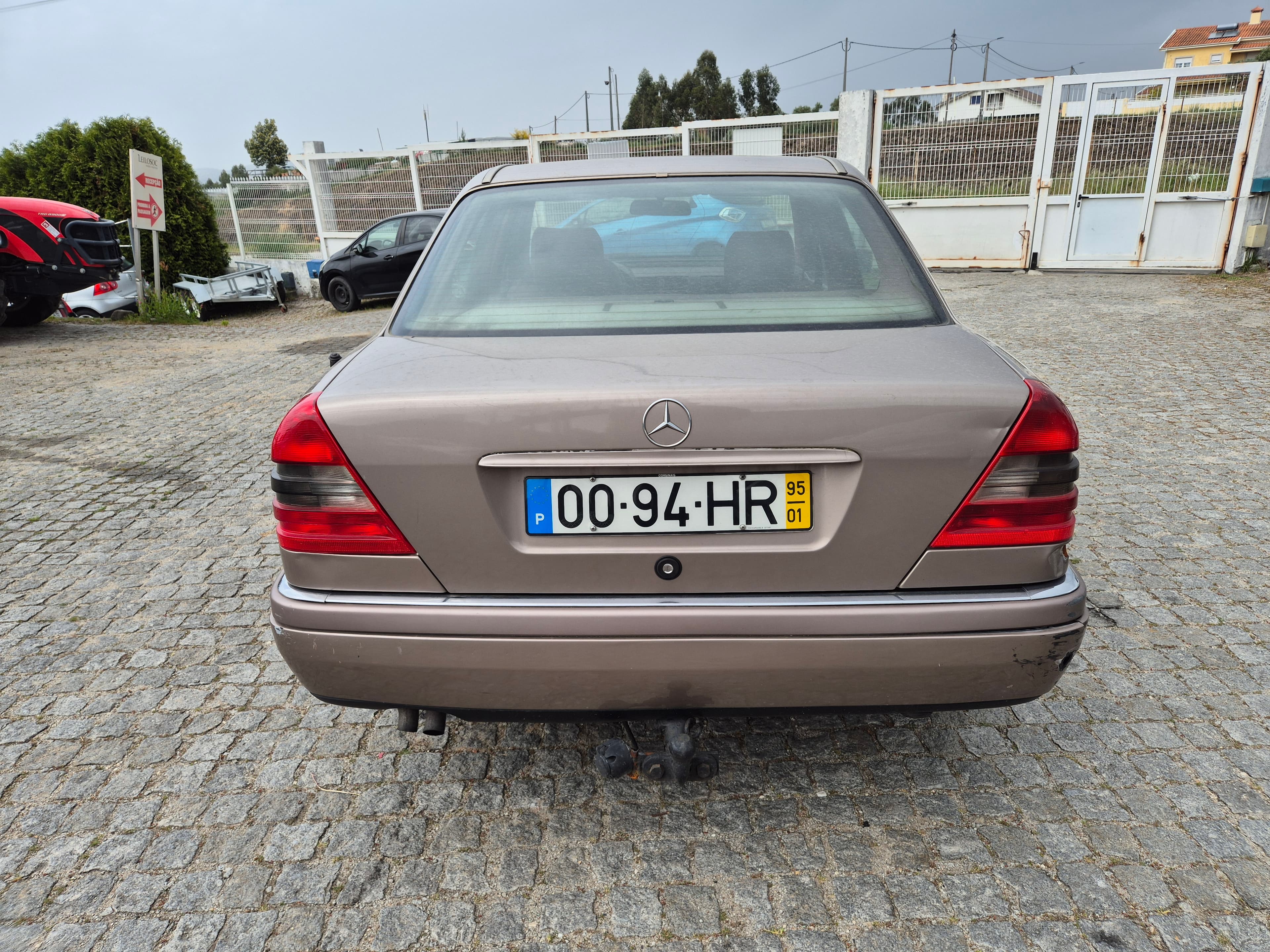 Mercedes-Benz C 200 D · Ano 1995 — imagen 5