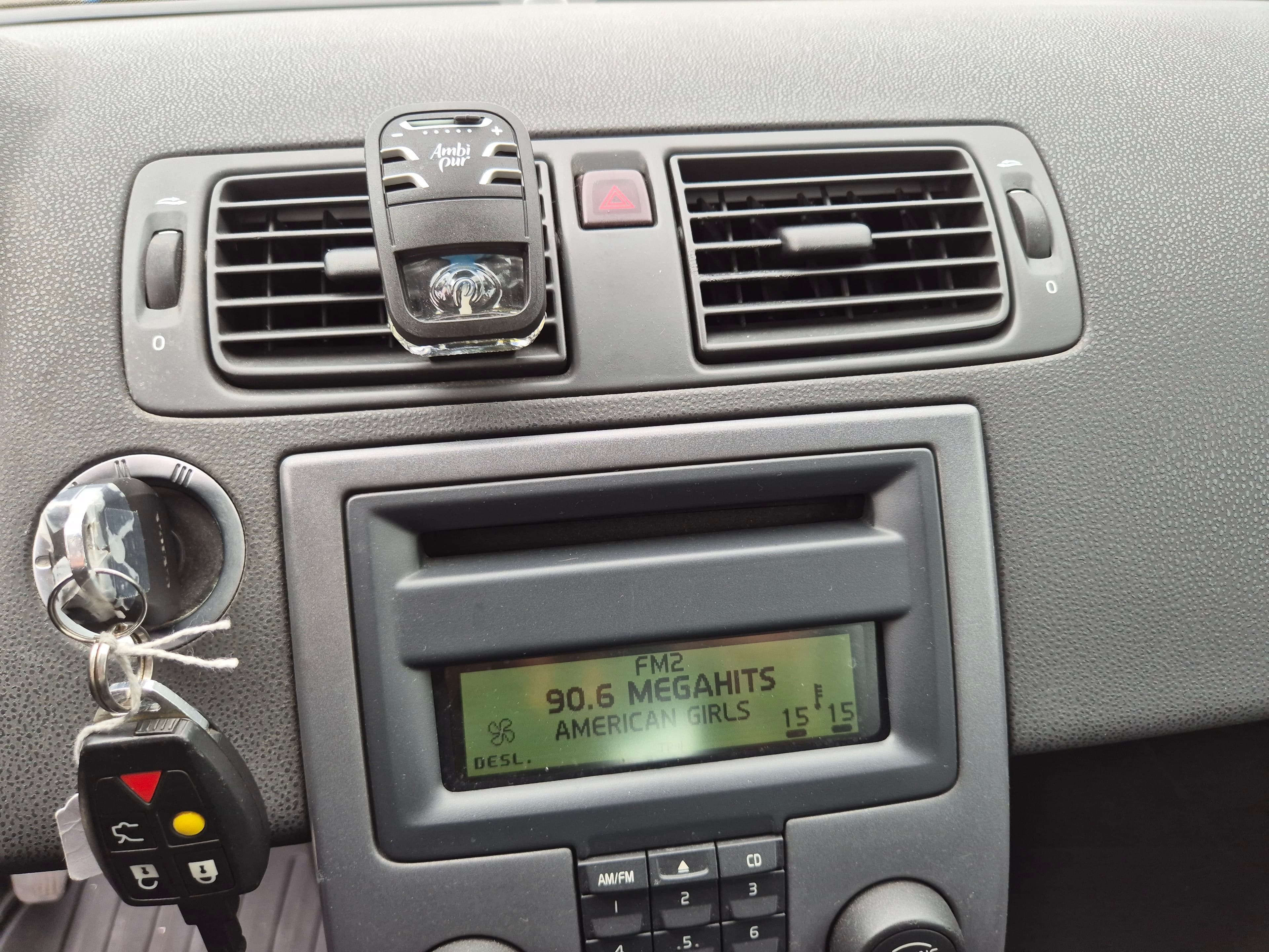 Volvo S40 1.6 D · Ano 2006 — image 42