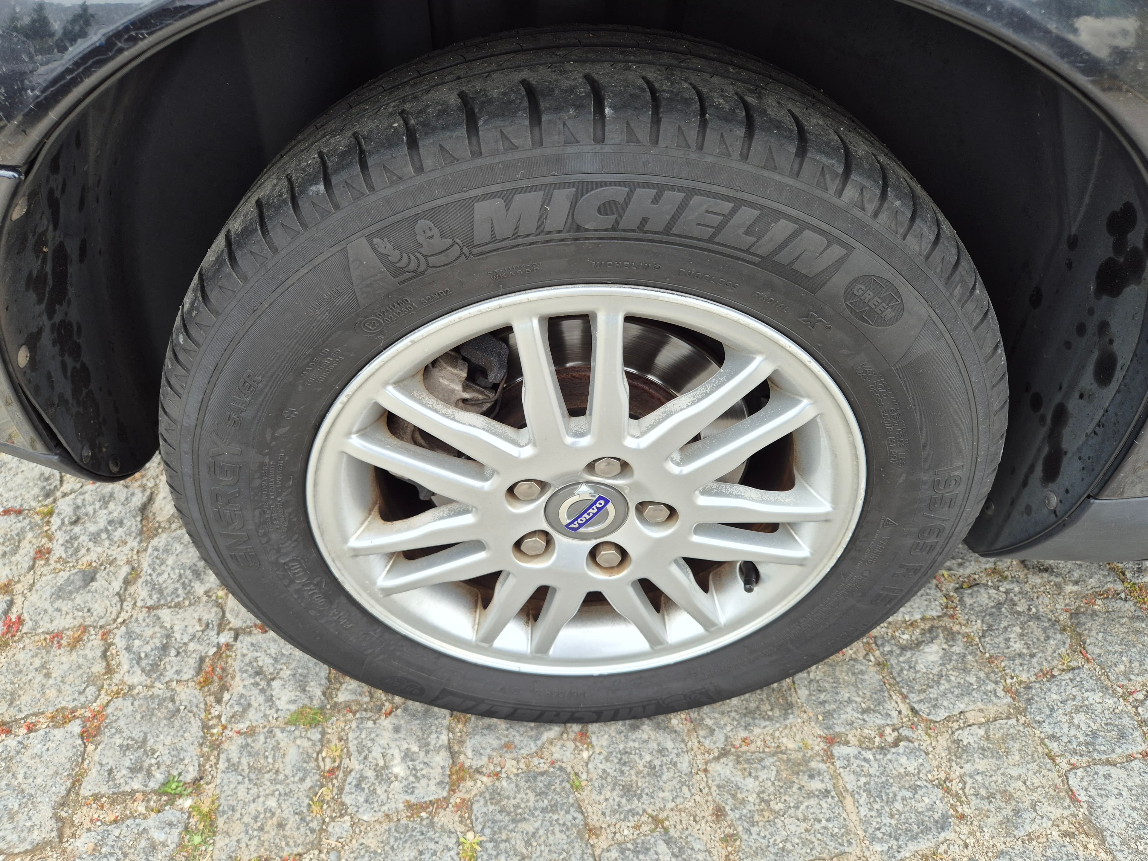 Volvo S40 1.6 D · Ano 2006 — image 13