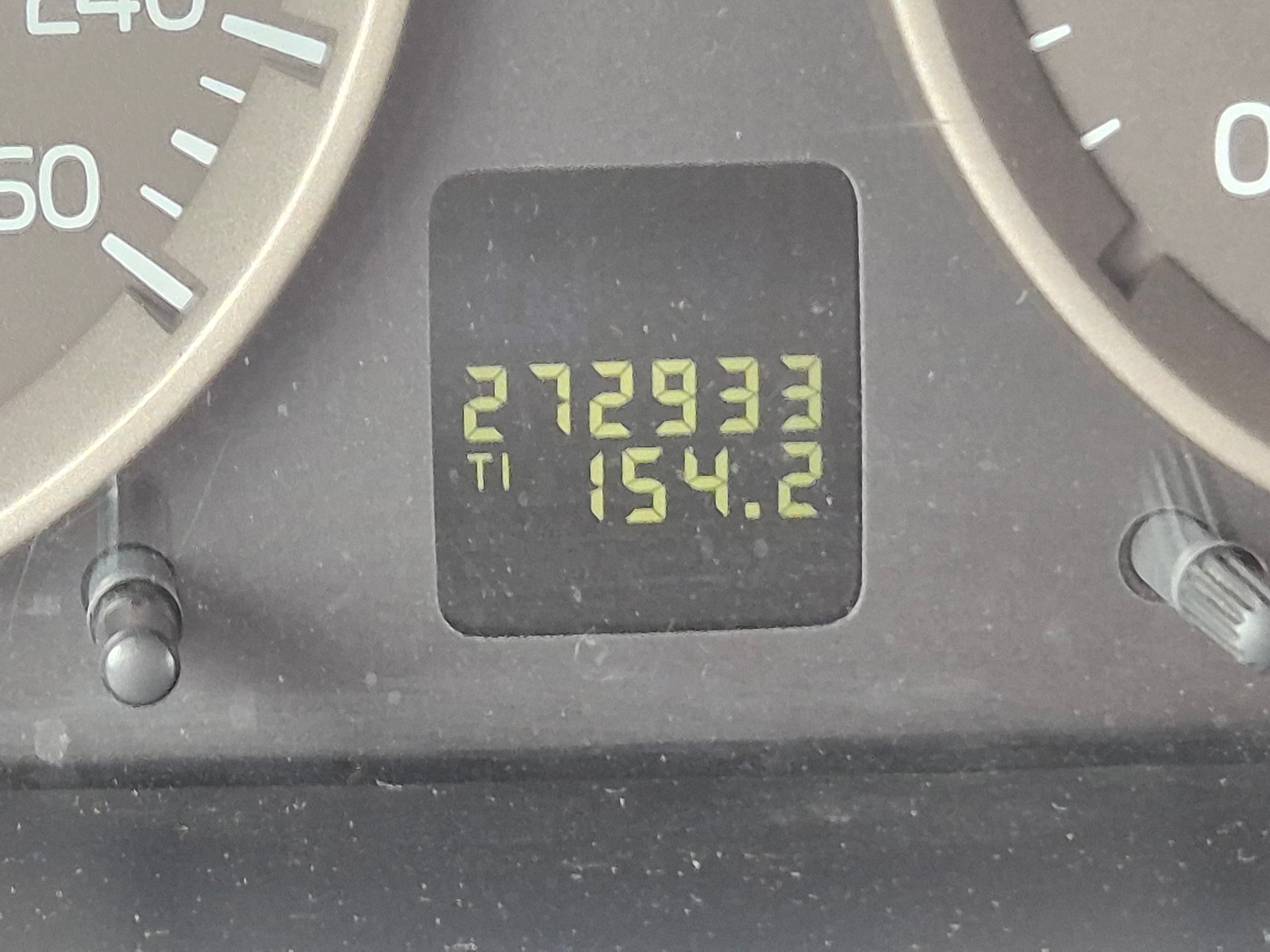 Volvo S40 1.6 D · Ano 2006 — image 33