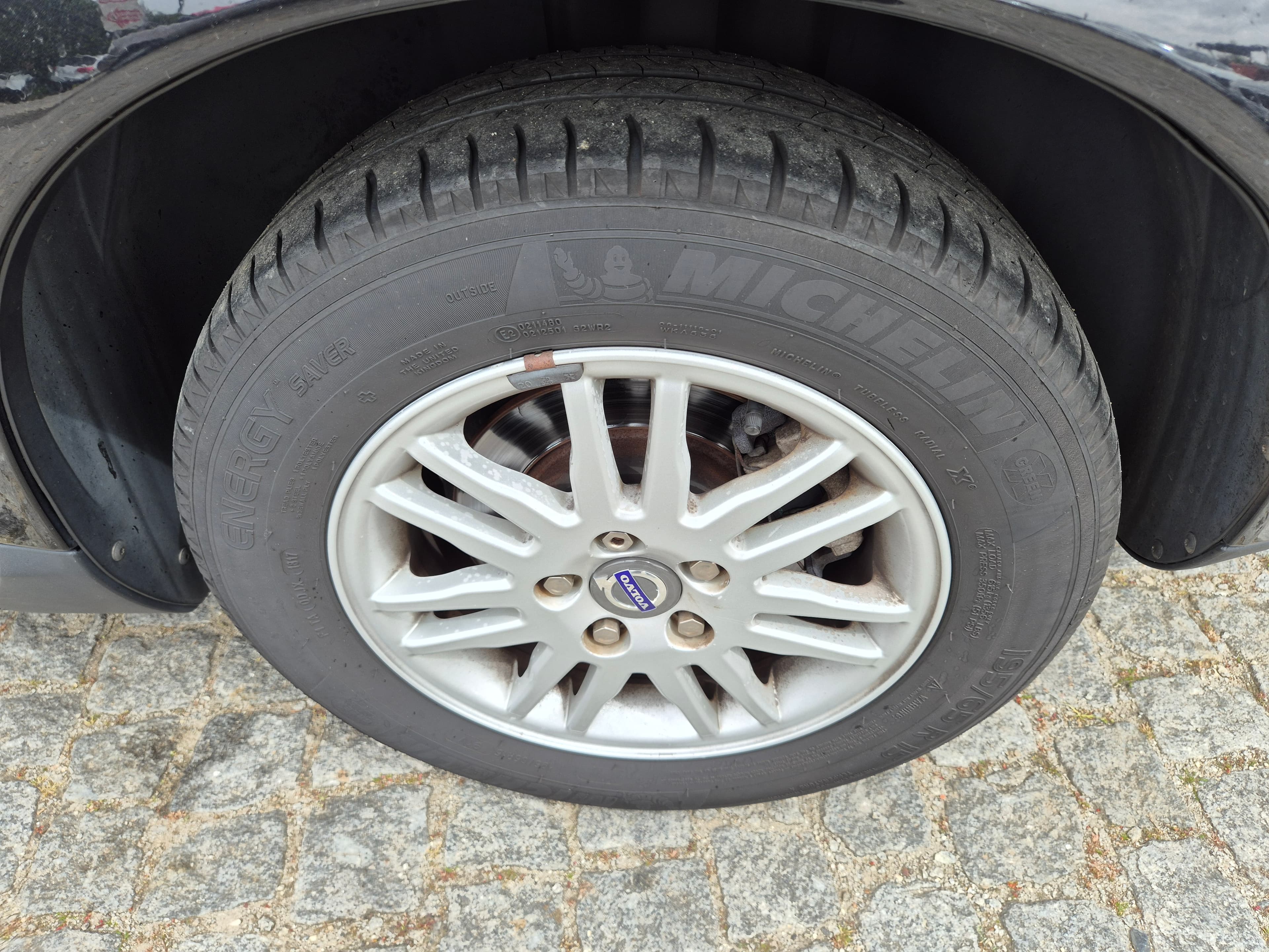 Volvo S40 1.6 D · Ano 2006 — image 10