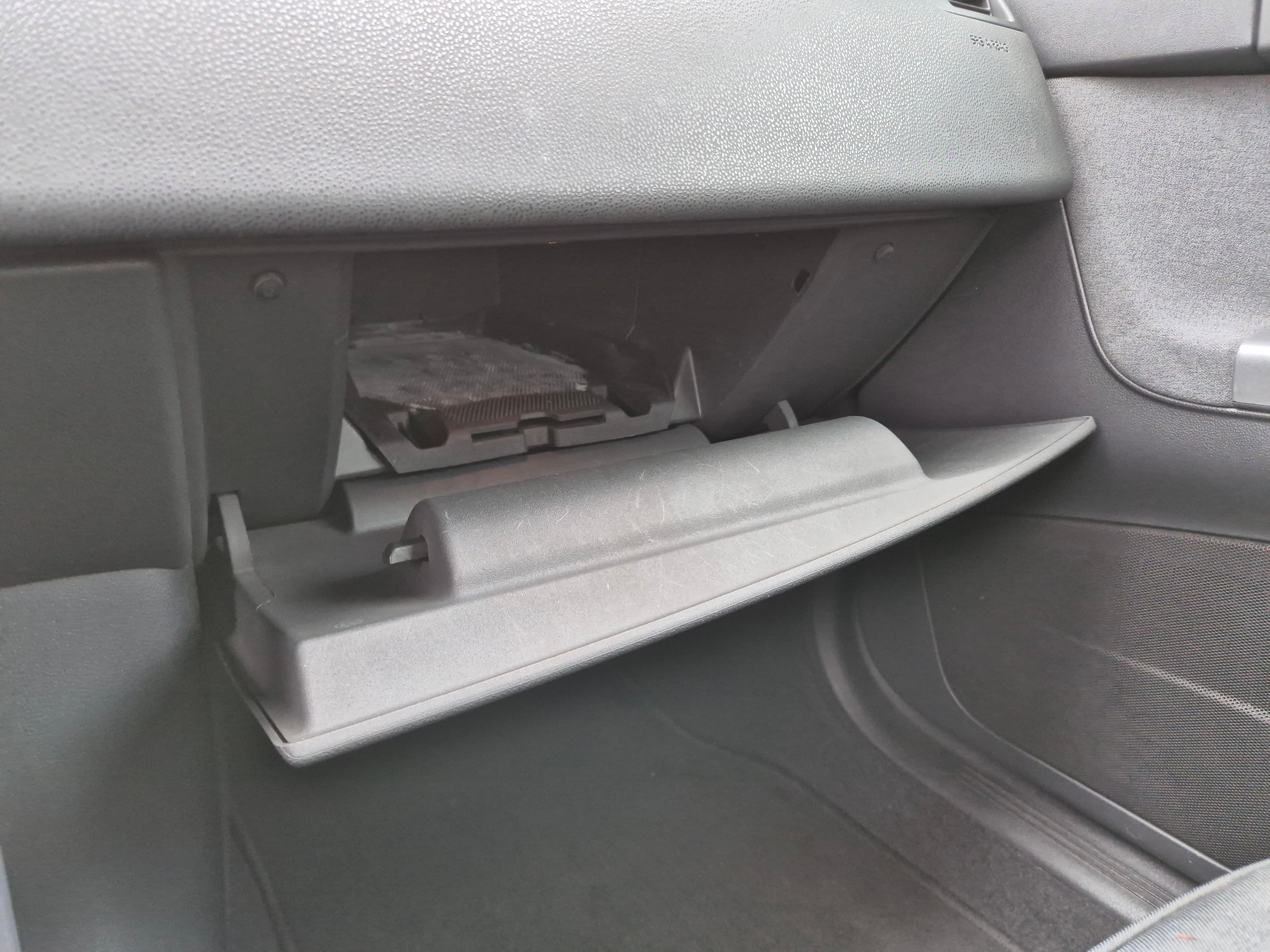 Volvo S40 1.6 D · Ano 2006 — image 43