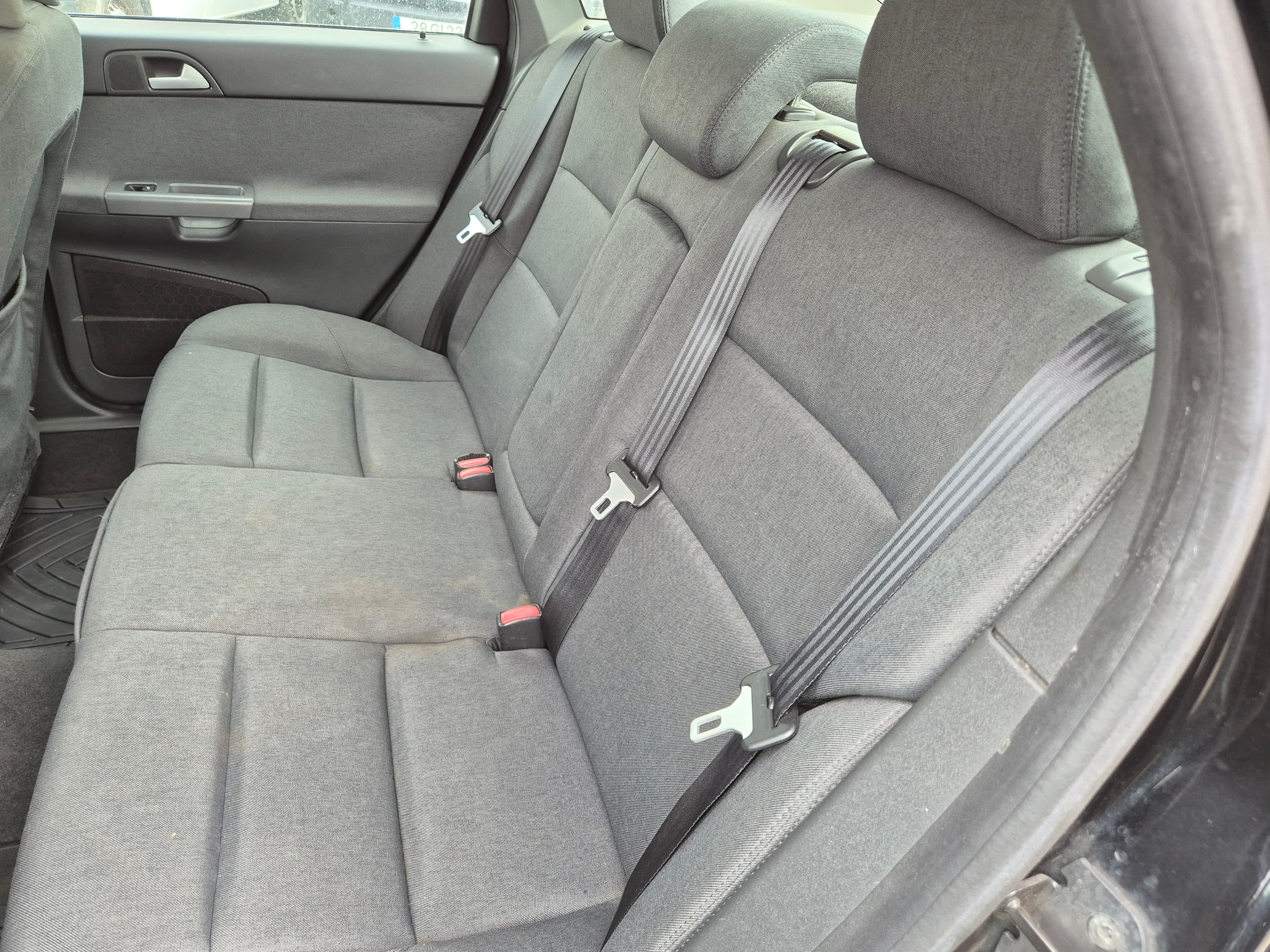 Volvo S40 1.6 D · Ano 2006 — image 23