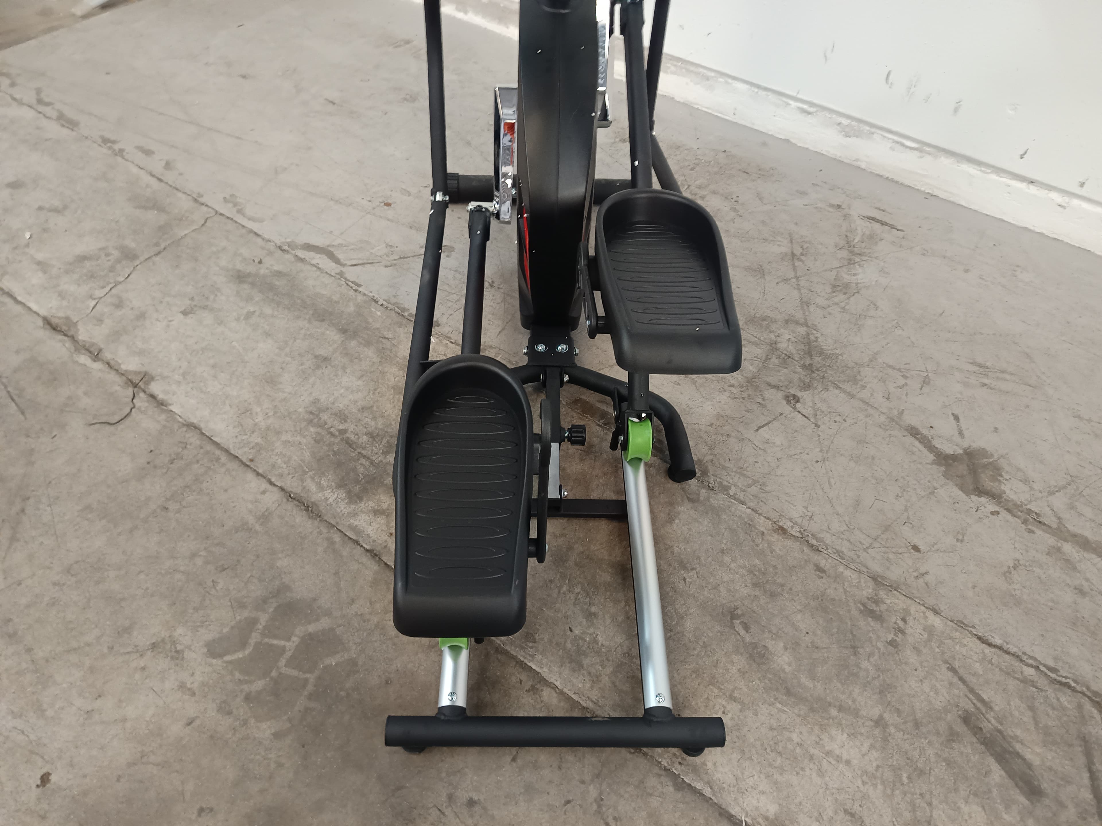 Elíptica Crosser CR-11R — imagem 2