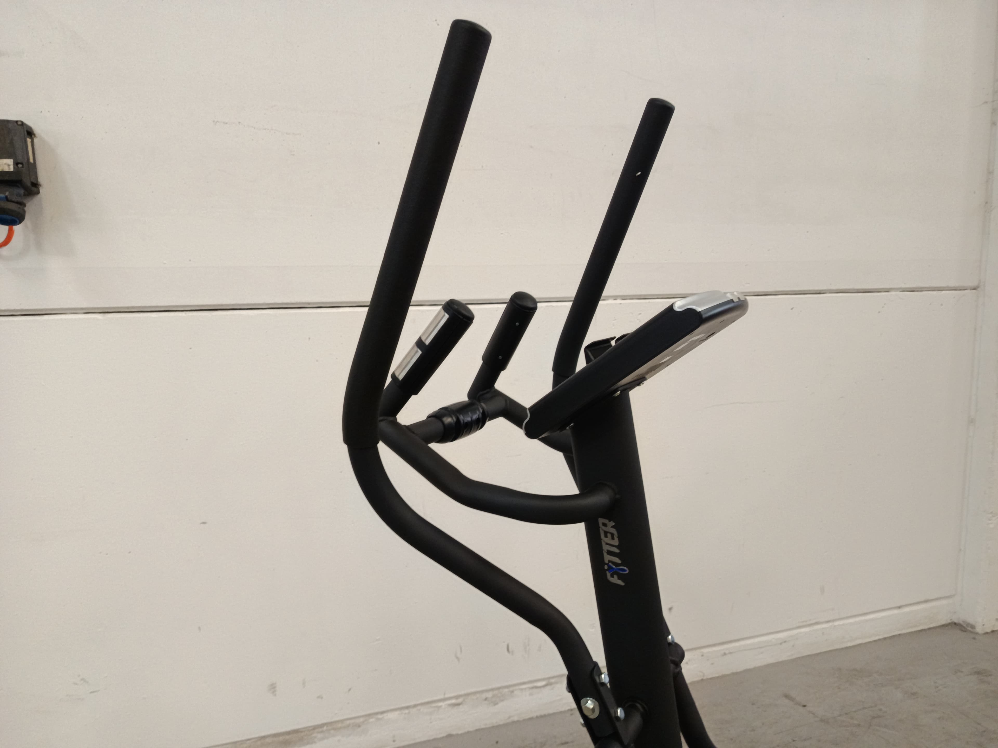 Elíptica Crosser CR-11R — imagem 4