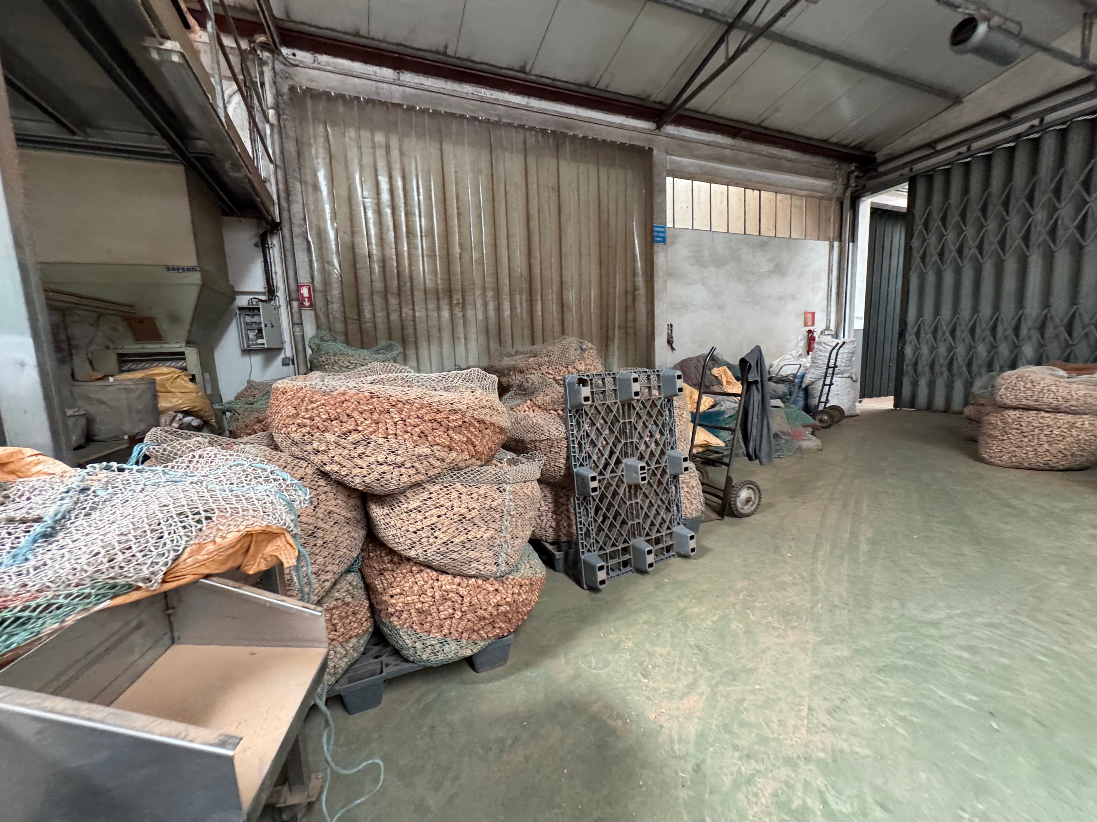 Equipamentos Industriais, Ferramentaria, de Escritório e Mobiliário — image 13