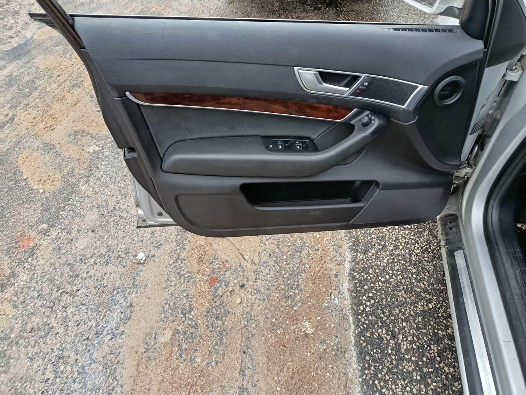 Audi A6 · Ano 2007 — image 11