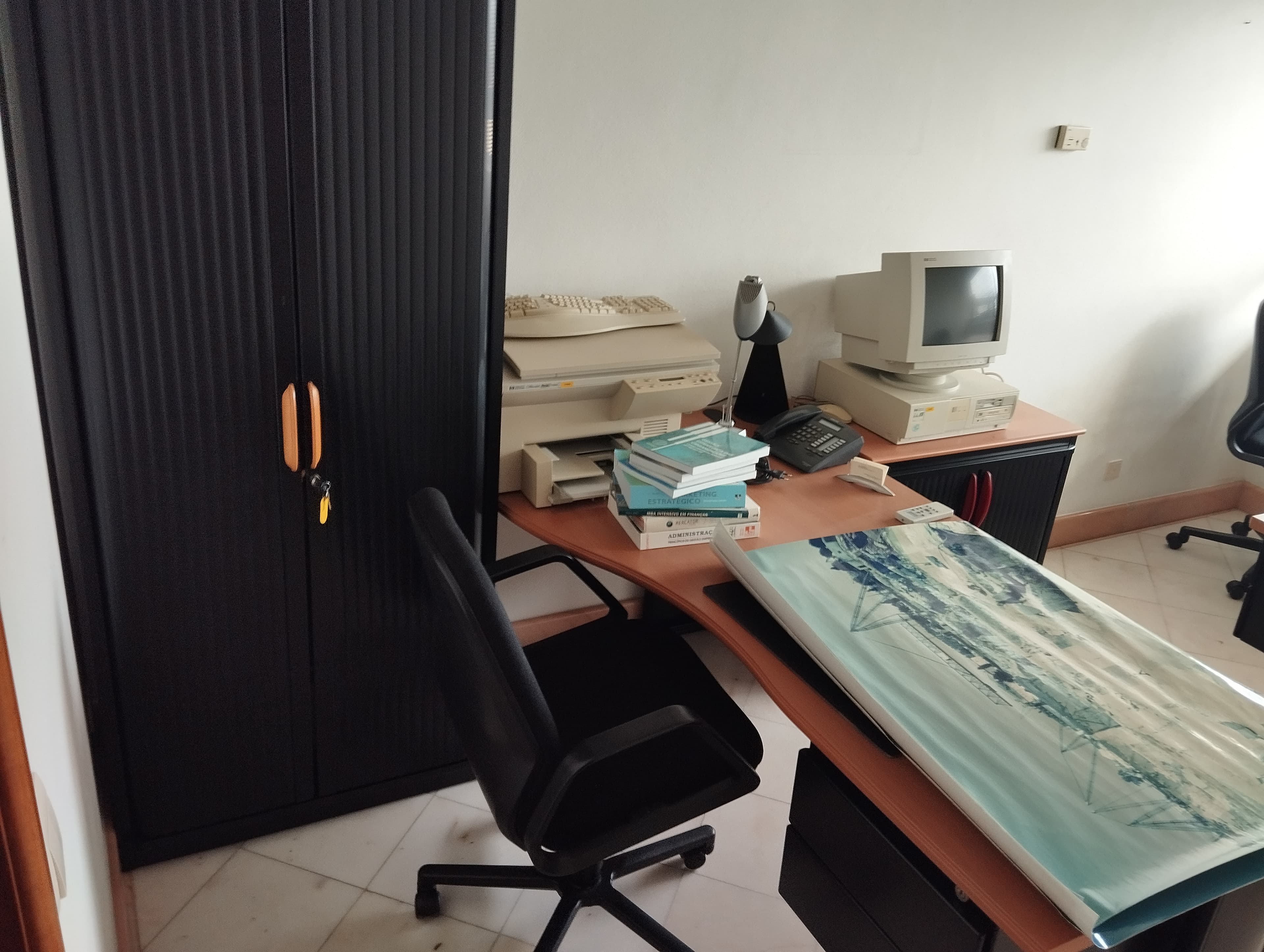 Equipamiento de Oficina — imagen 4