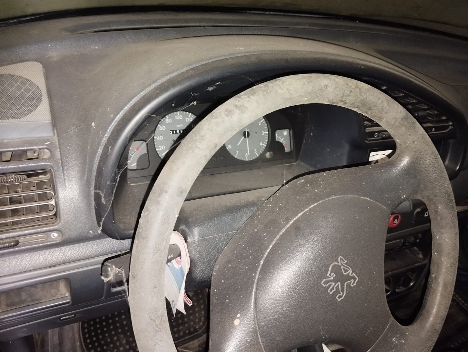 Peugeot Partner 1.9 D · Ano 2000 — imagem 6