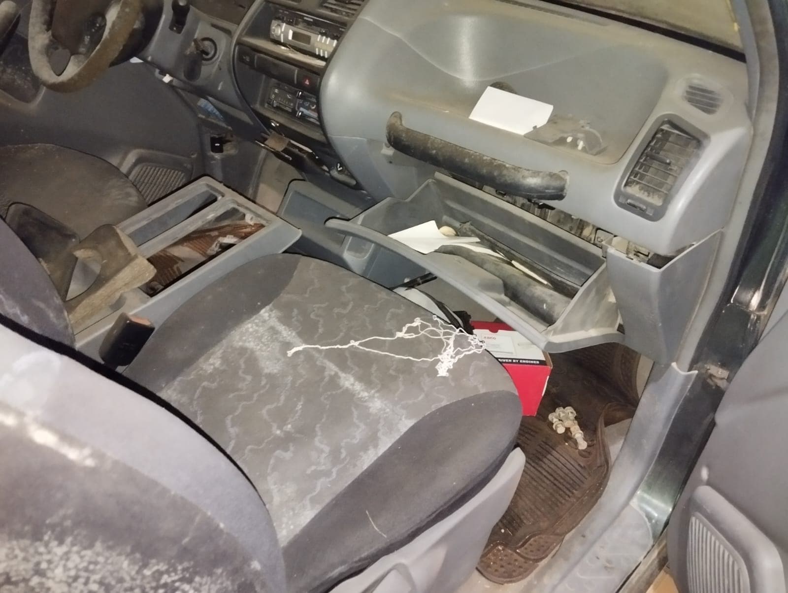 Nissan Terrano II · Ano 1997 — imagem 6