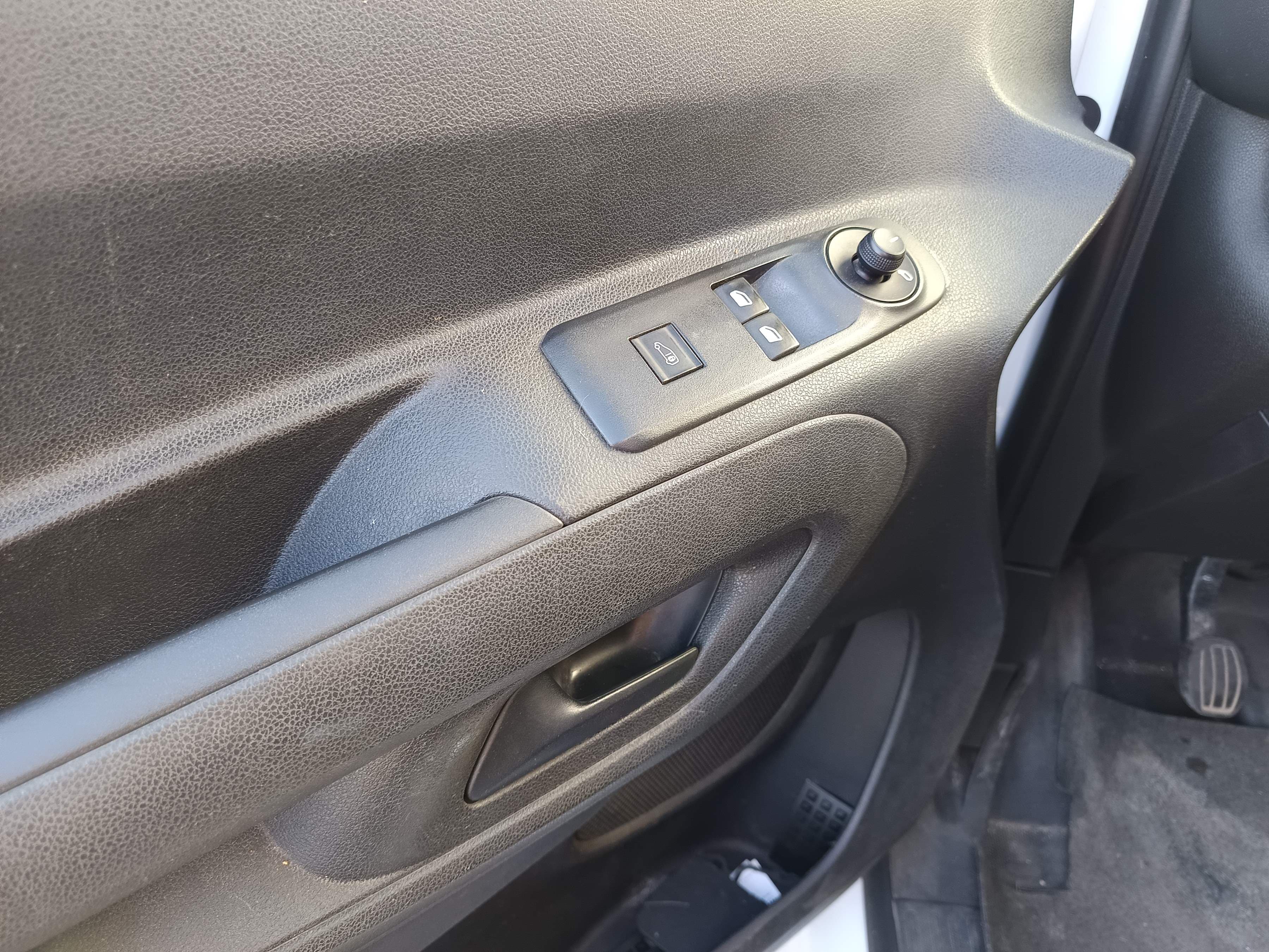 Citroën Berlingo · Ano 2019 — imagem 28