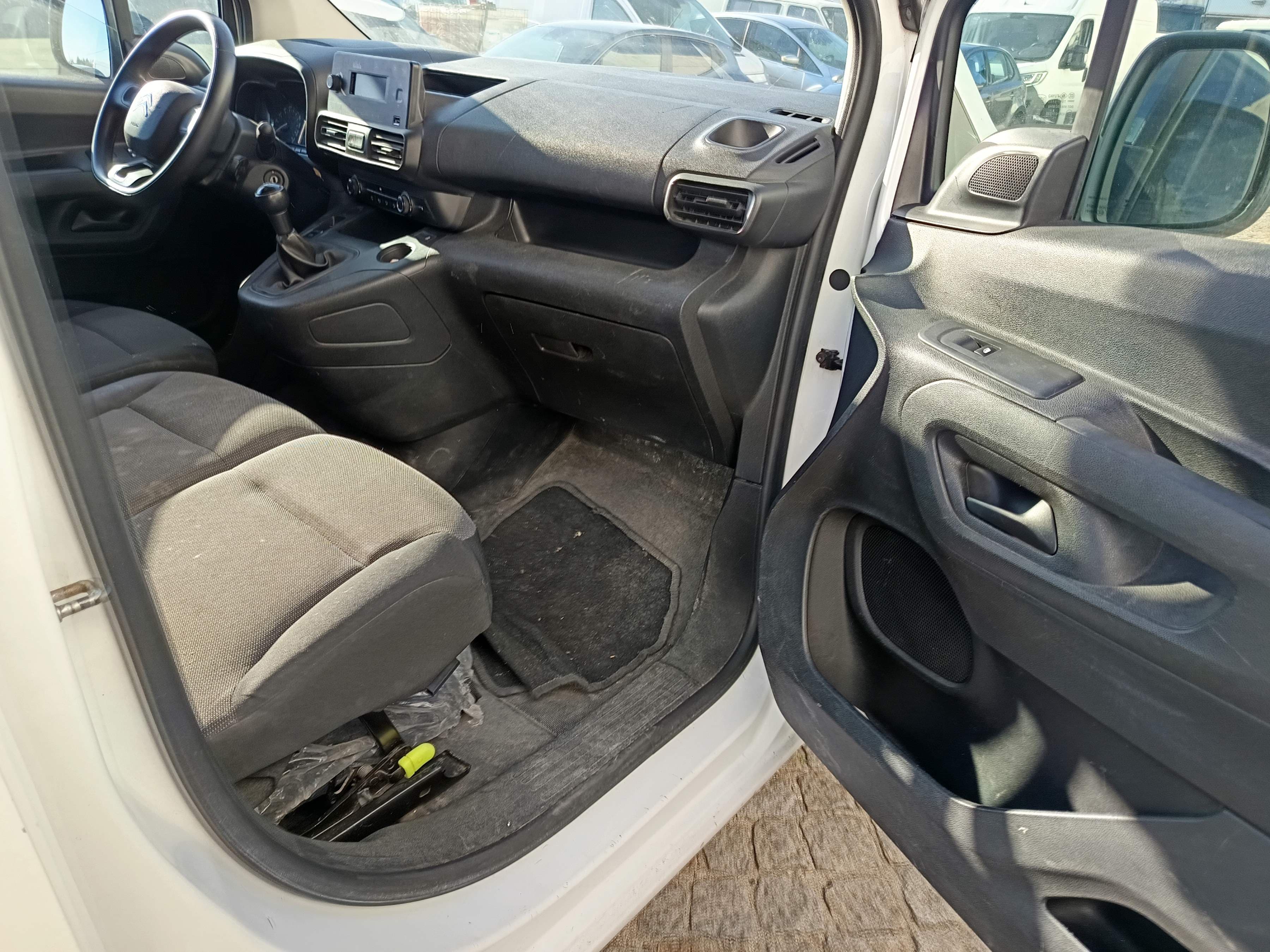 Citroën Berlingo · Ano 2019 — imagem 23